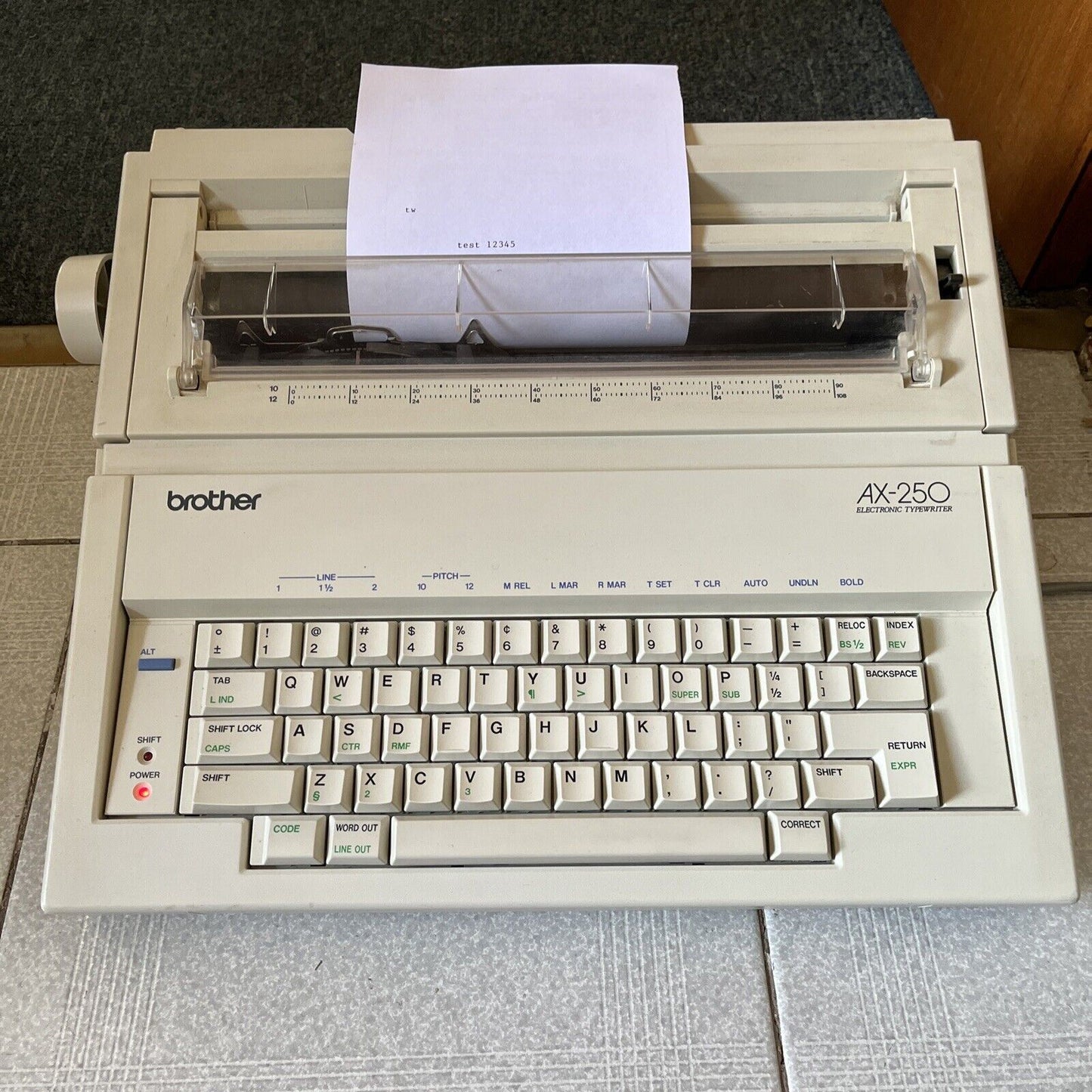 Brother AX-250 Portable Electronic Typewriter - Tested and working