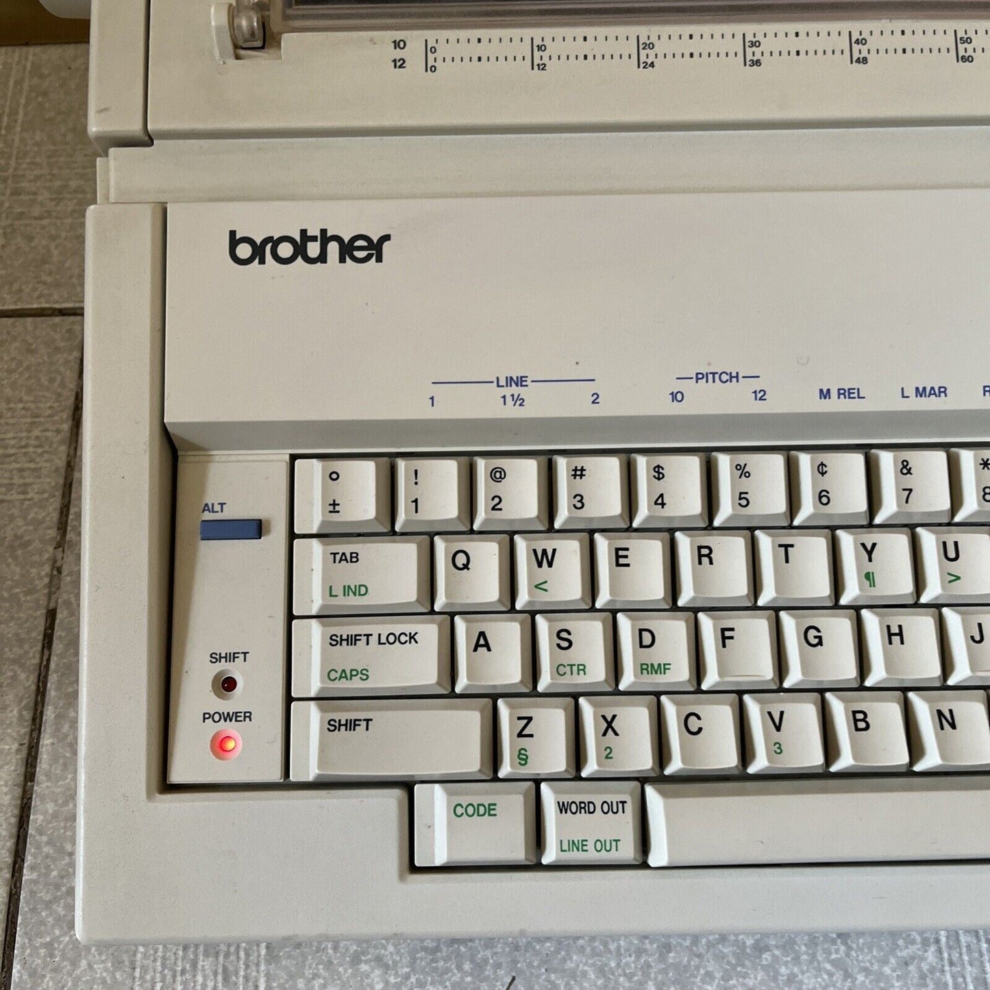 Brother AX-250 Portable Electronic Typewriter - Tested and working