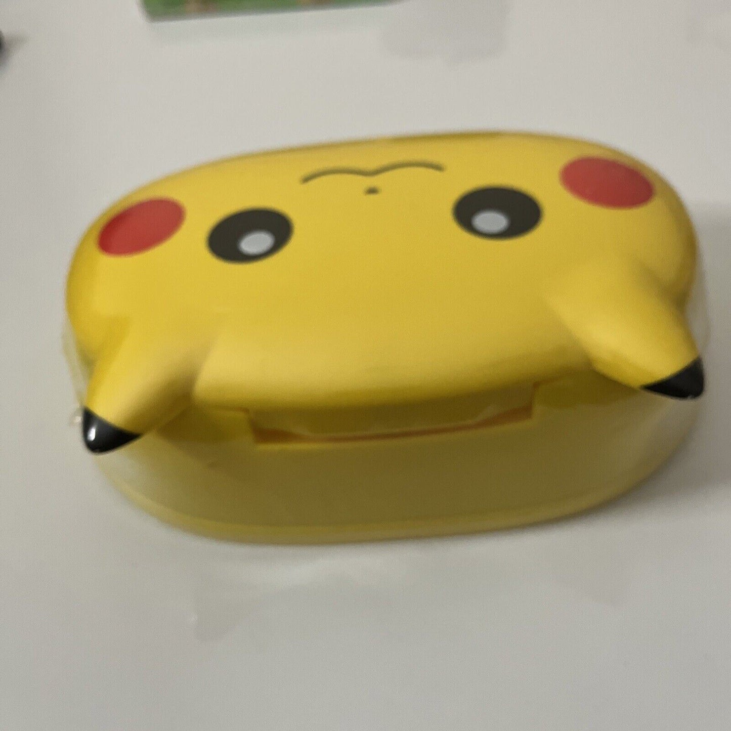 *New Sealed* Genuine Pokemon Pikachu Tissue Box Cover