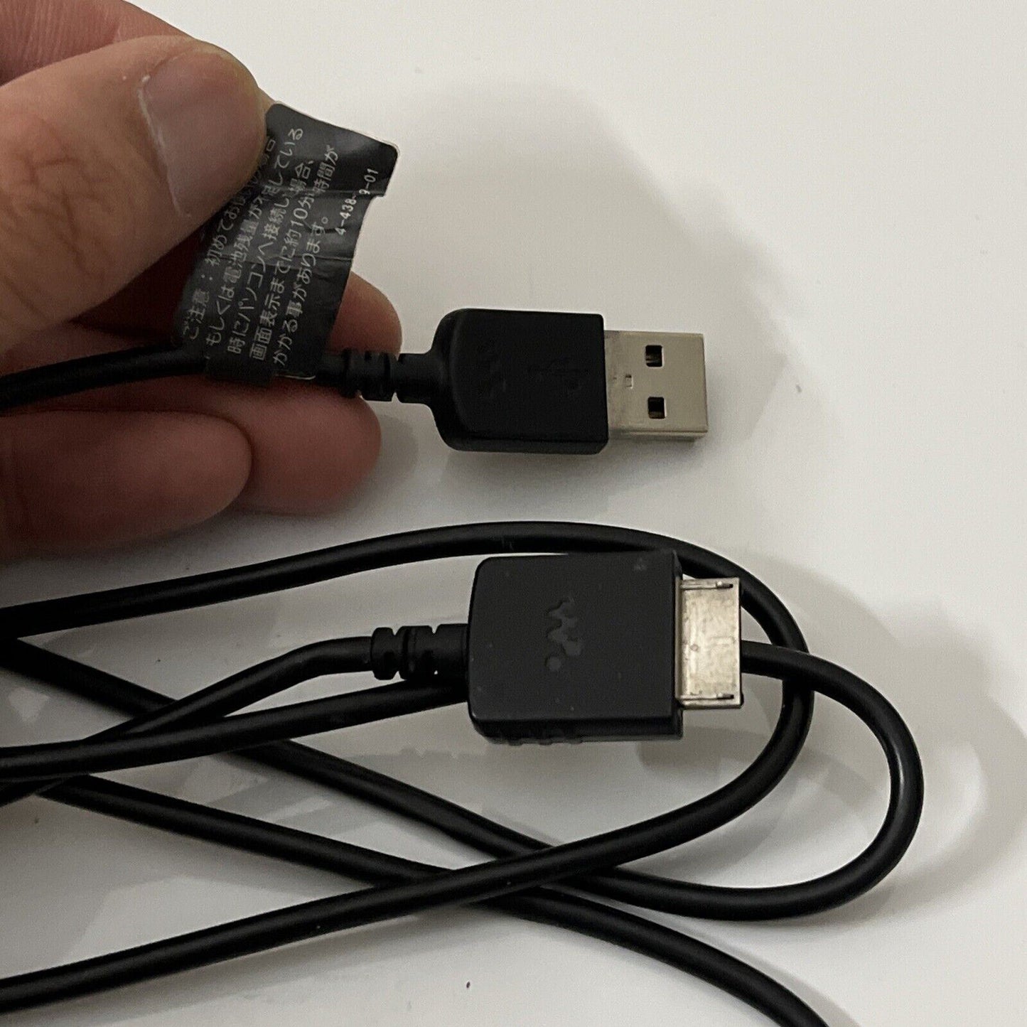 Genuine Sony WMC-NW20MU Walkman USB Charger & Data WM Port for MP3 Video Walkman