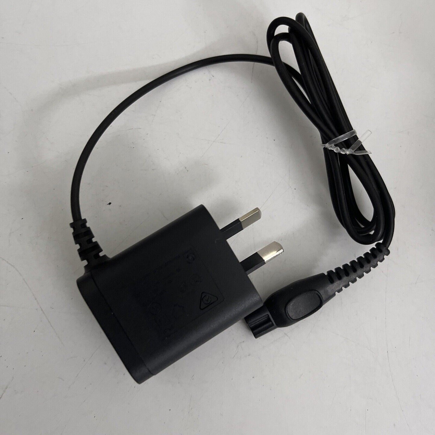 Genuine Philips Charger Stand & AC adapter Type HQ8505