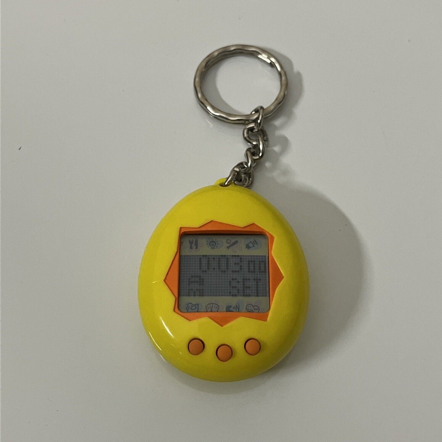 Genuine Bandai Original Tamagotchi Yellow 1997