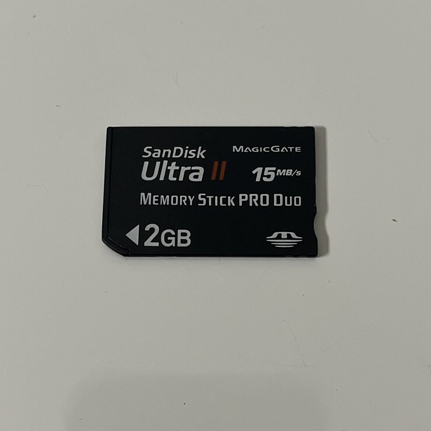 SanDisk Ultra II Memory Stick Pro Duo 2 GB  for Sony PSP Cybershot Camera
