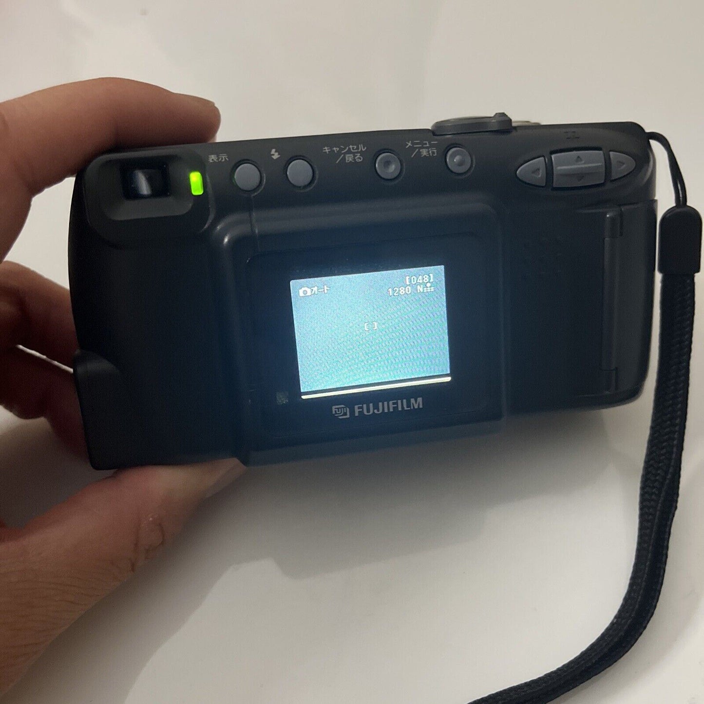 Vintage Fujifilm Finepix 1400 Z Zoom Digital Film Camera 1.3 MP 3x Zoom