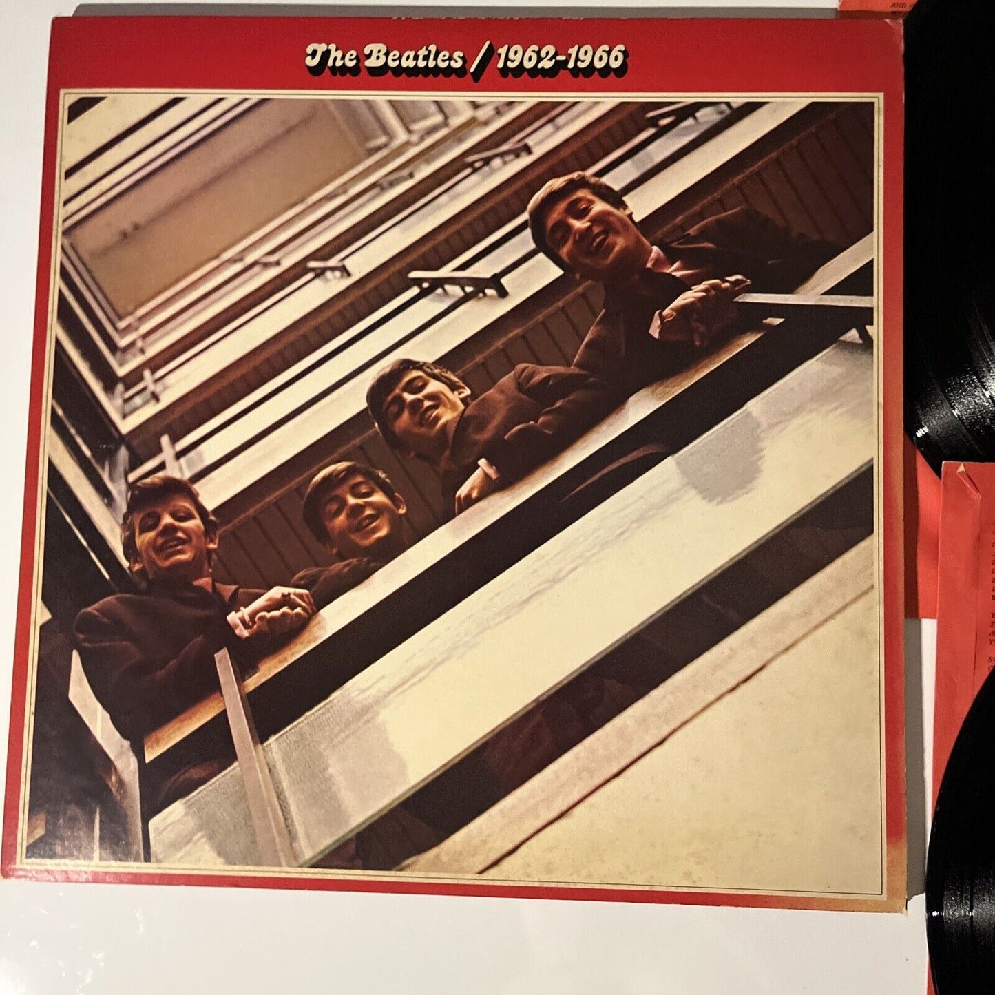 The Beatles / 1962-1966 Vinyl Record with Booklet, Discography & Poster 1973