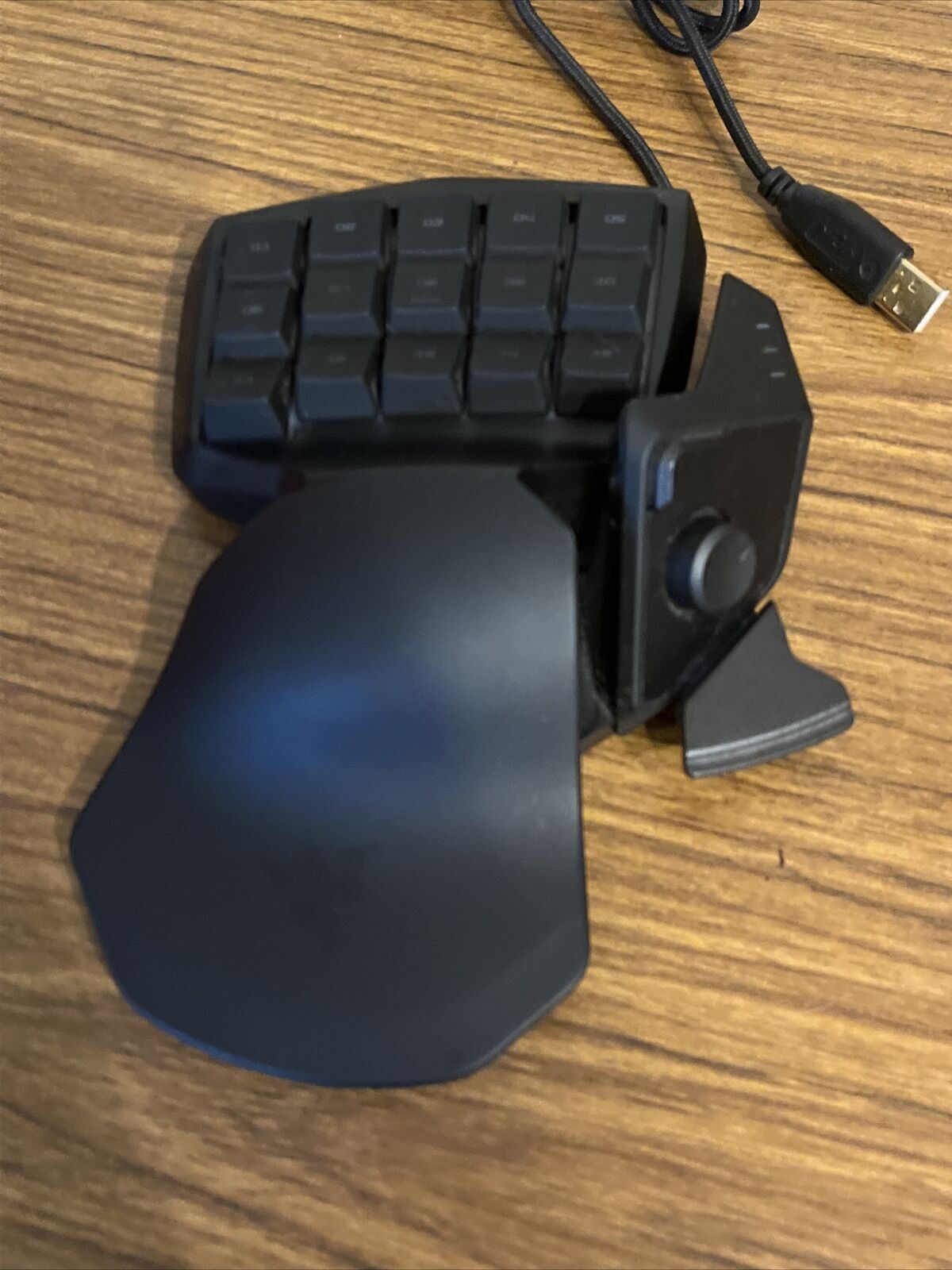 Razer Tartarus Gaming Keypad Customisable RZ07-0103