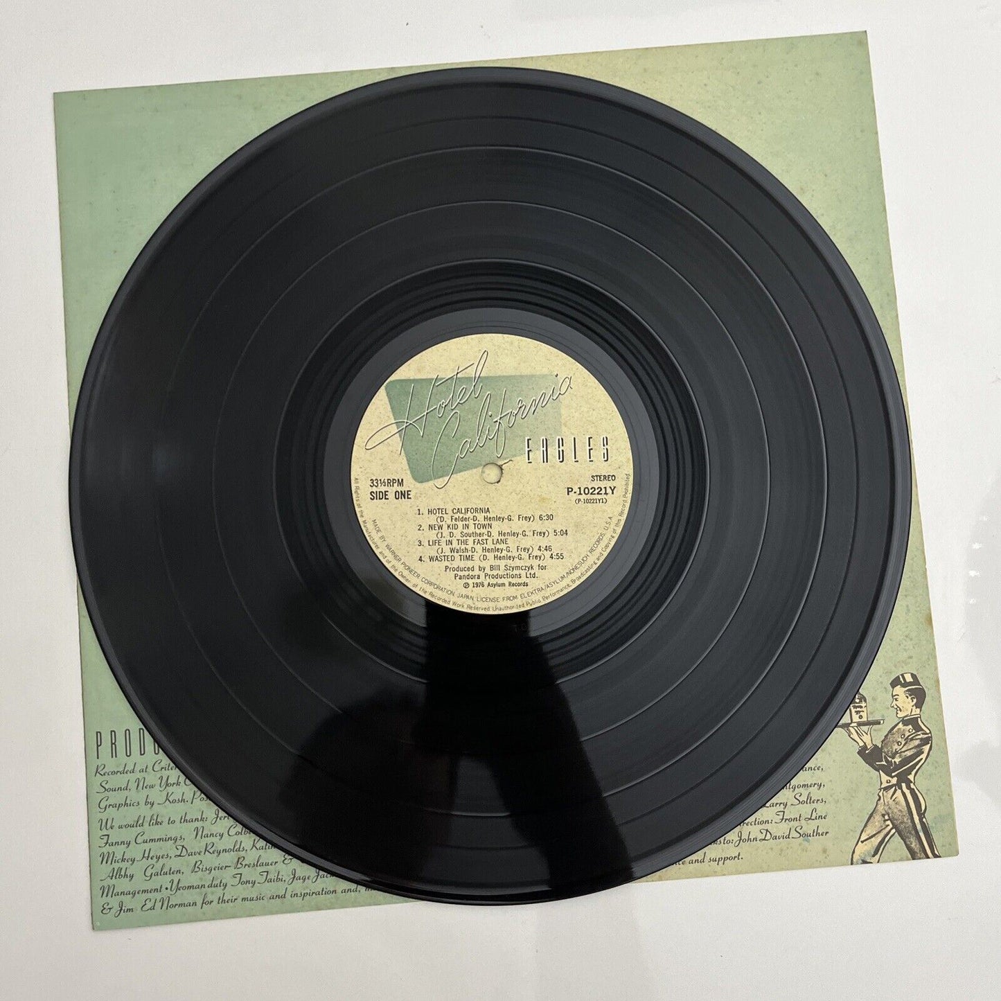 Eagles - Hotel California 1976 LP Vinyl Record P-10221Y