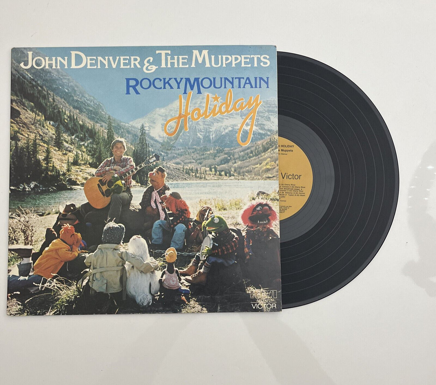 John Denver & The Muppets – Rocky Mountain Holiday LP 1983 Vinyl APL1-4721