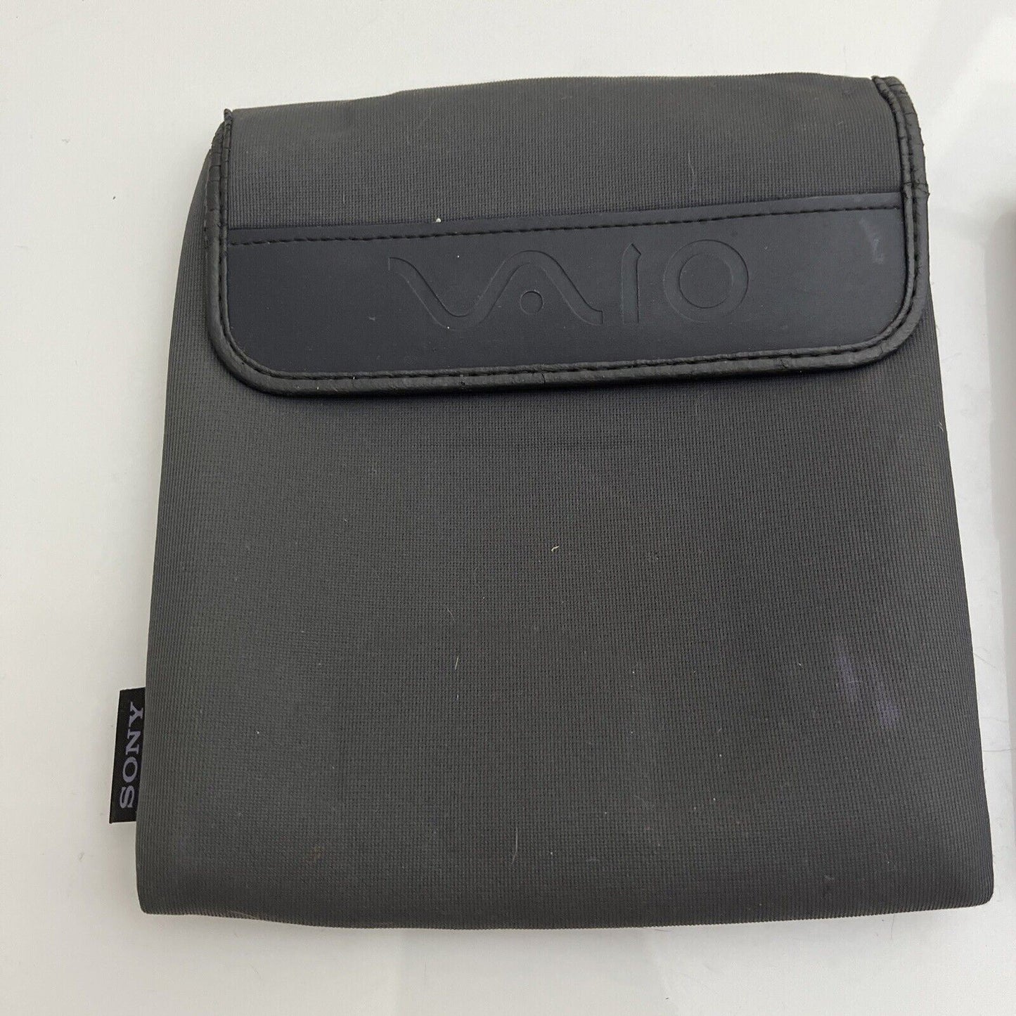 Sony VAIO CD-ROM Drive PCGA-CD51 with PCMCIA Card and Pouch