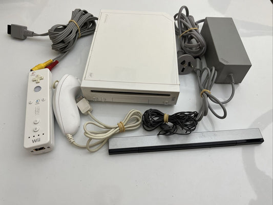 Nintendo Wii Console Bundle JAPANESE Complete with Australian Power Supply
