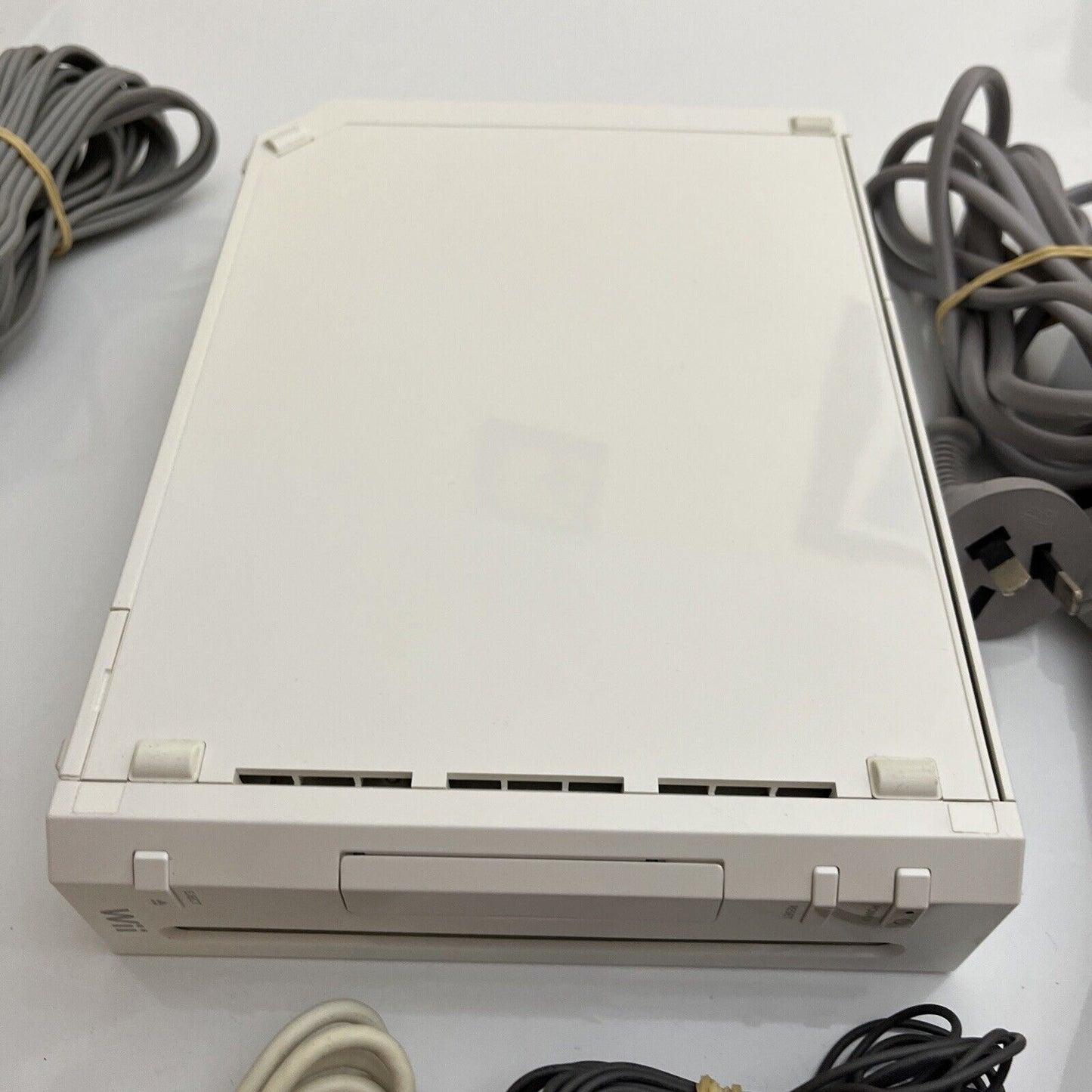 Nintendo Wii Console Bundle JAPANESE Complete with Australian Power Supply