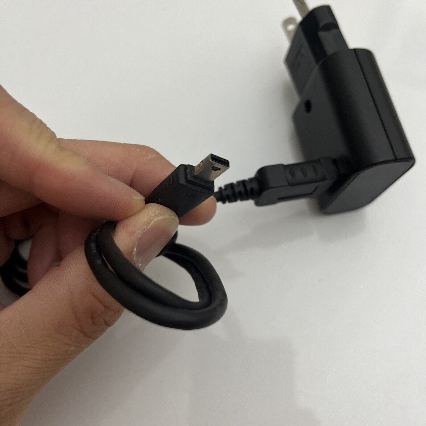 Genuine Olympus F-2AC AC Adaptor Charger D-720, D-725, D730, SZ-11, SP-800UZ