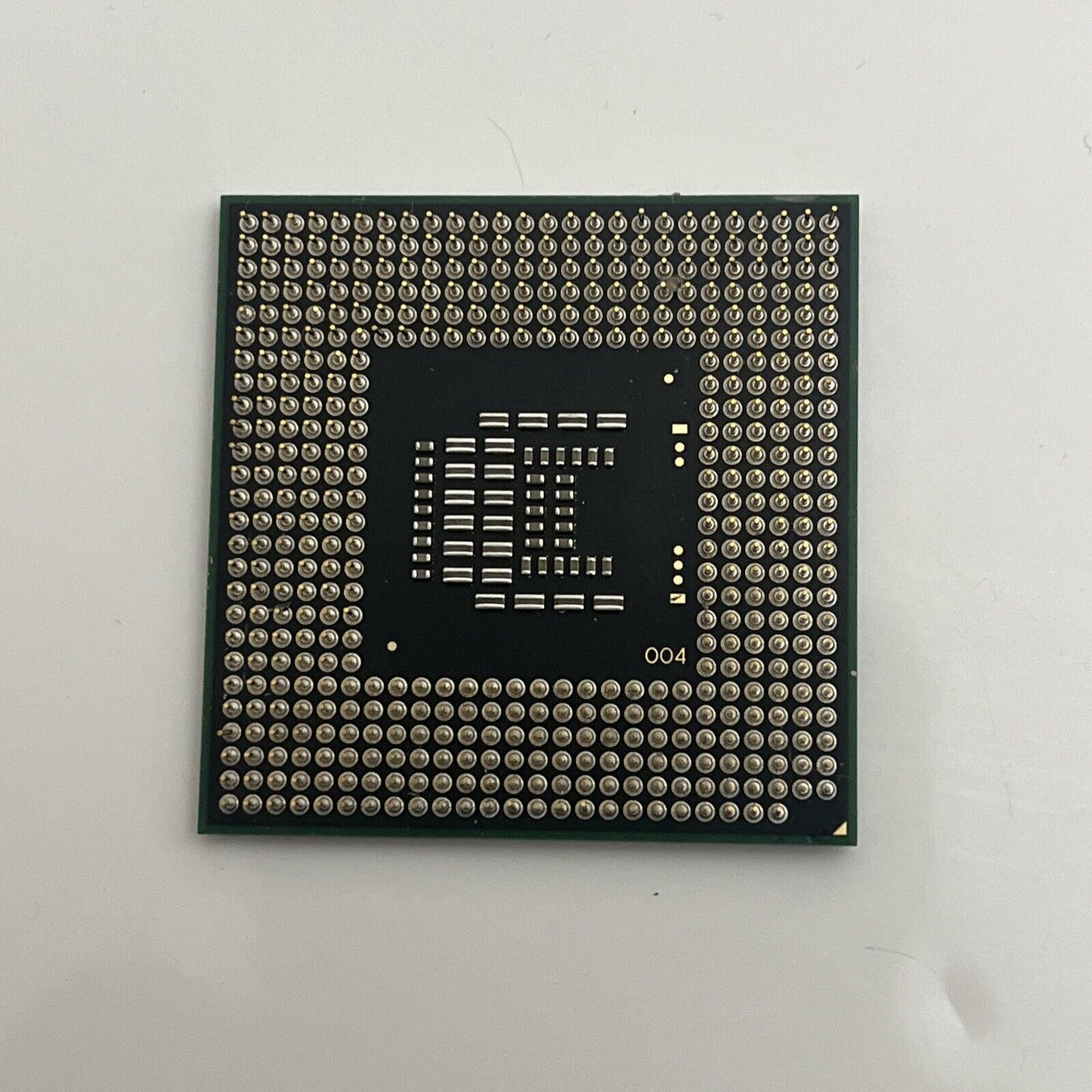 Intel Pentium Dual Core T4200 2 GHz 1M cache 800 MHz SLGJN