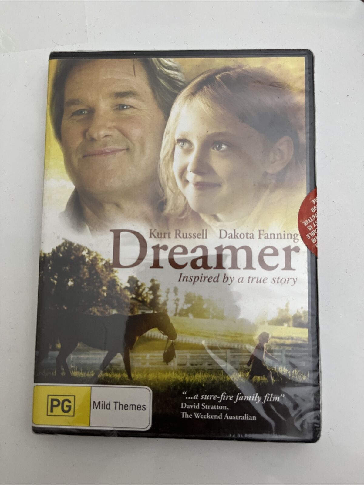 *New Sealed* Dreamer  (DVD, 2005) Dakota Fanning, Kurt Russell  Region 4