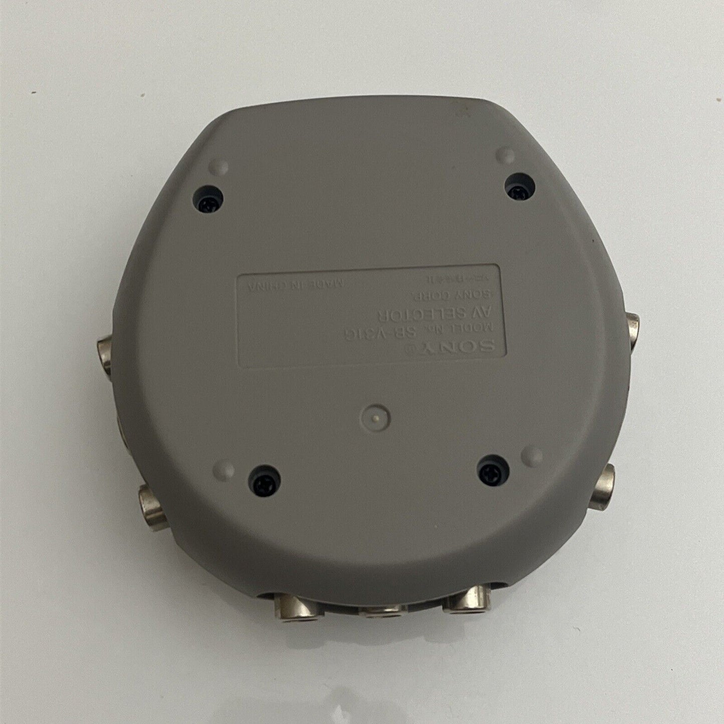 Sony Game and Video Selector  AV RCA Composite SB-V31G