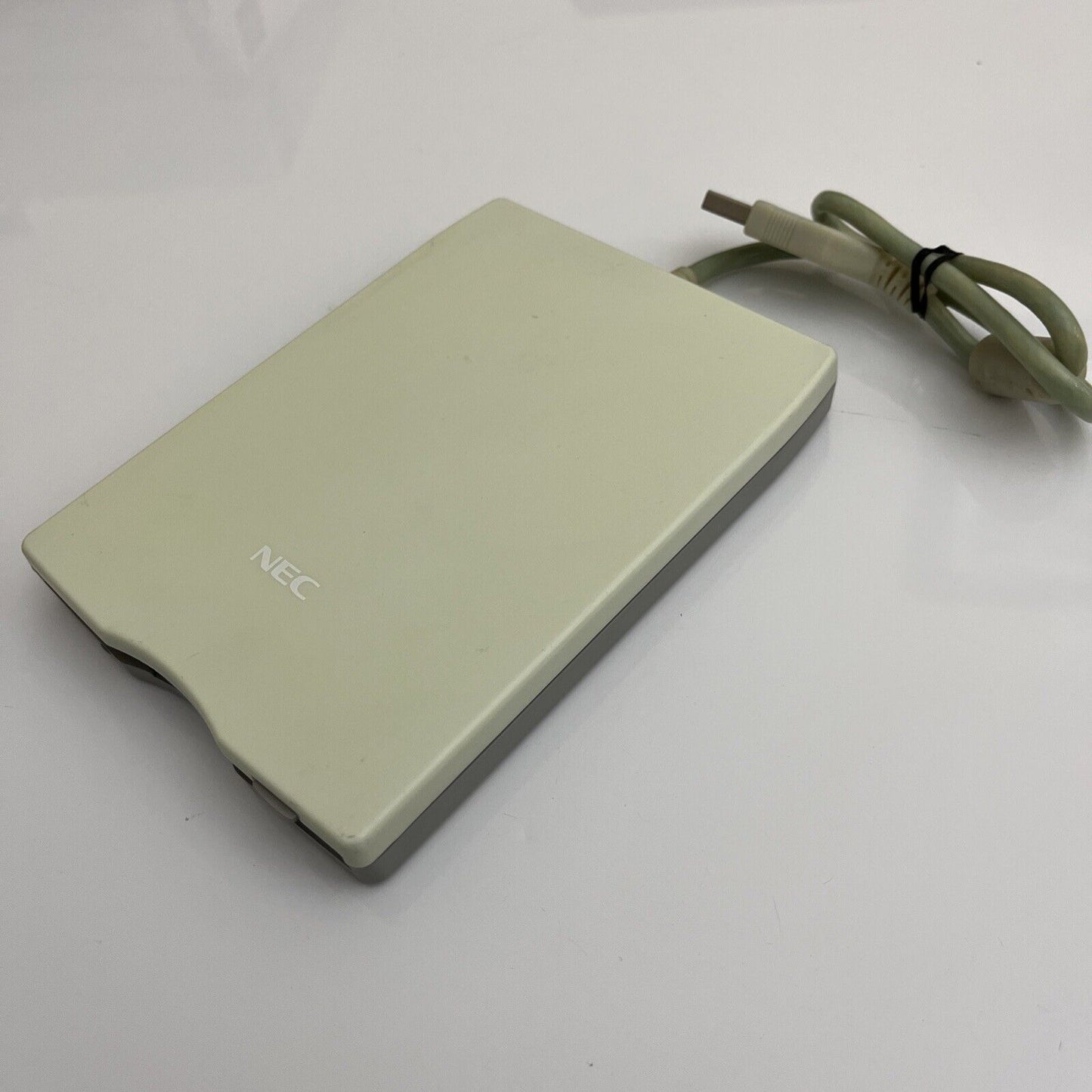 NEC Portable External USB 1.44 MB 3.5” FDD Floppy Disk Drive FD-05PUB White