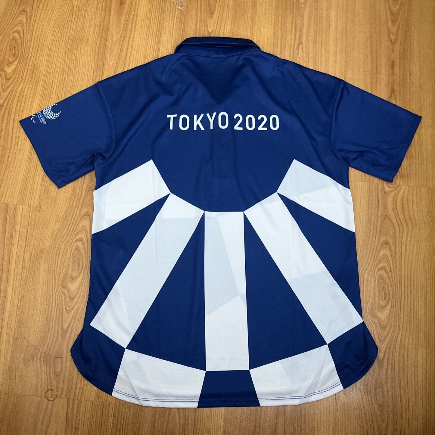 Asics Tokyo 2020 Official Olympic Volunteer City Cast T-shirt Medium Japan