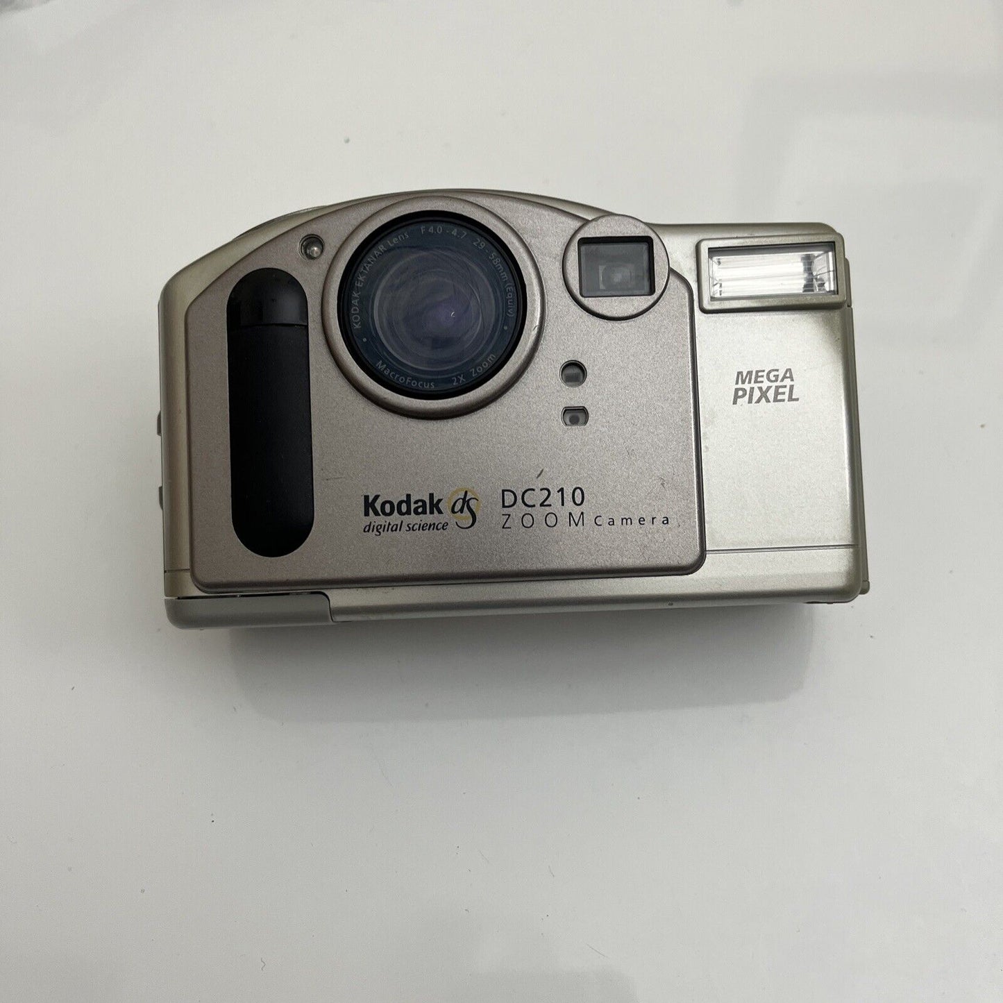 Kodak DC210 Zoom Digital Camera 1.1 MP Vintage