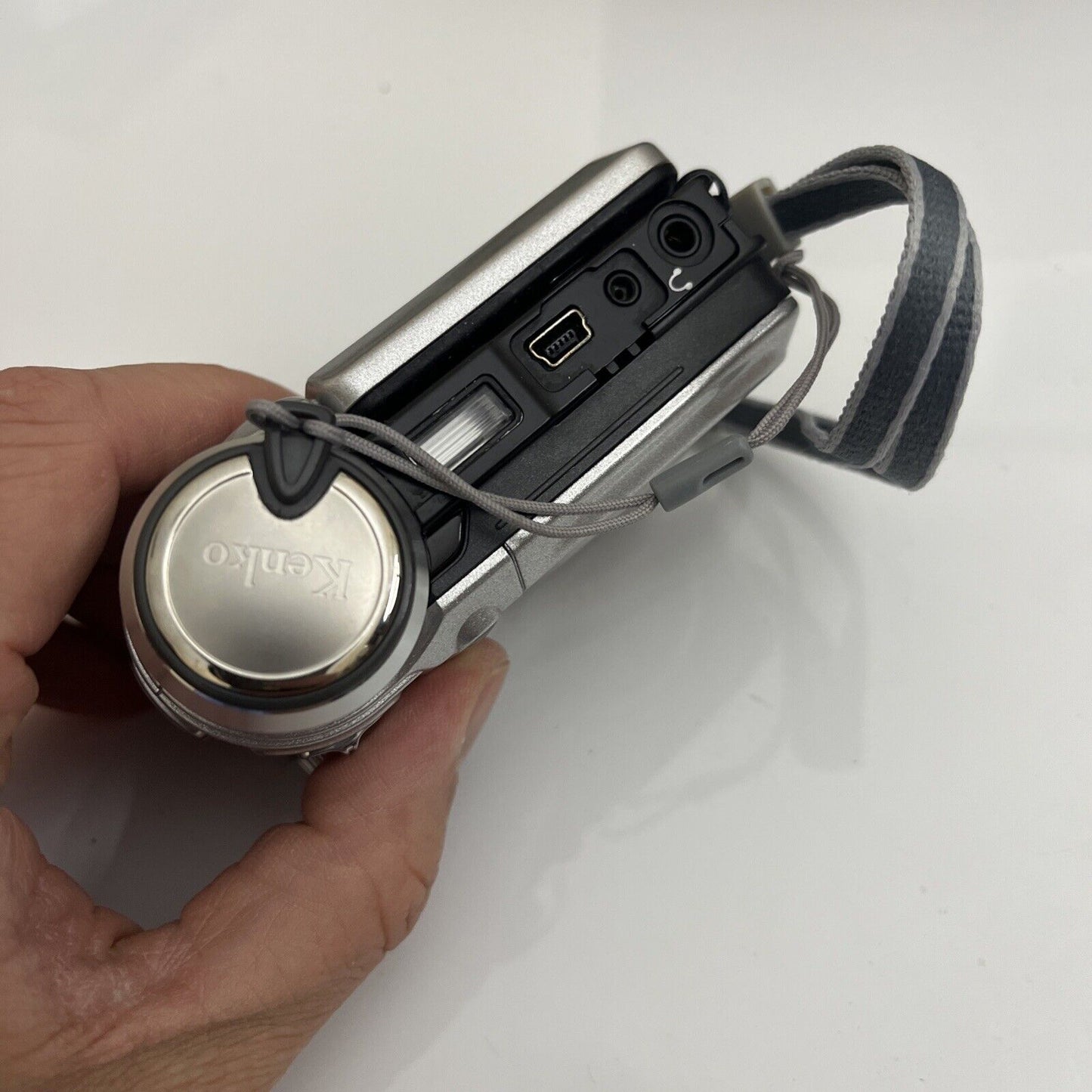 Kenko PocketCam 306 Camera 3 MP  *For Parts Or Not Working