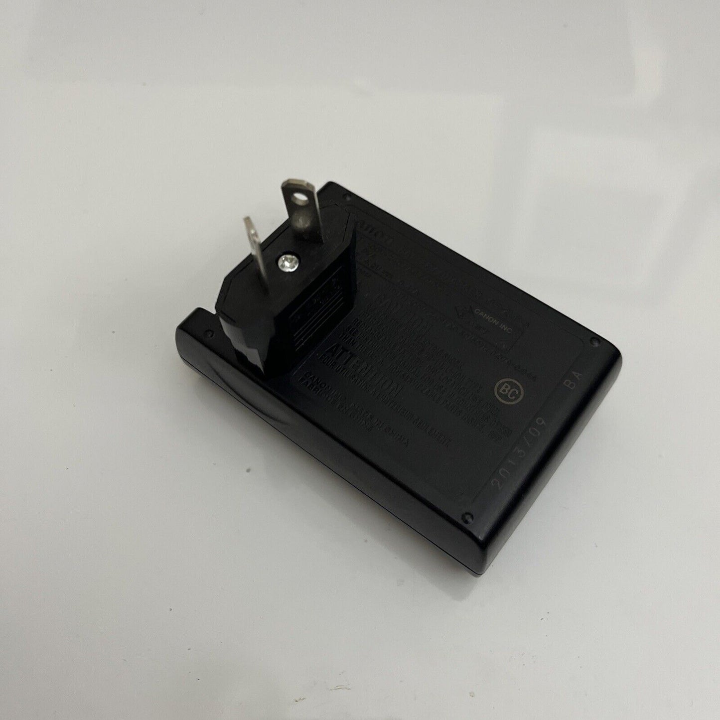 Genuine Canon Battery Charger CB-2LF G for NB-11L  NB-11LH Batteries