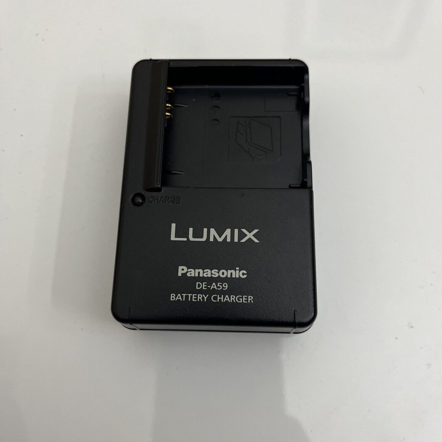 Panasonic Lumix DE-A59 Genuine Battery Charger for DMW-BCF10, DMW-BCF10E