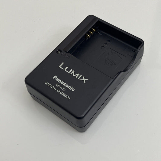 Panasonic Lumix DE-A39 Battery Charger for CGA-S008A DMW-BCE10 VW-VBJ10