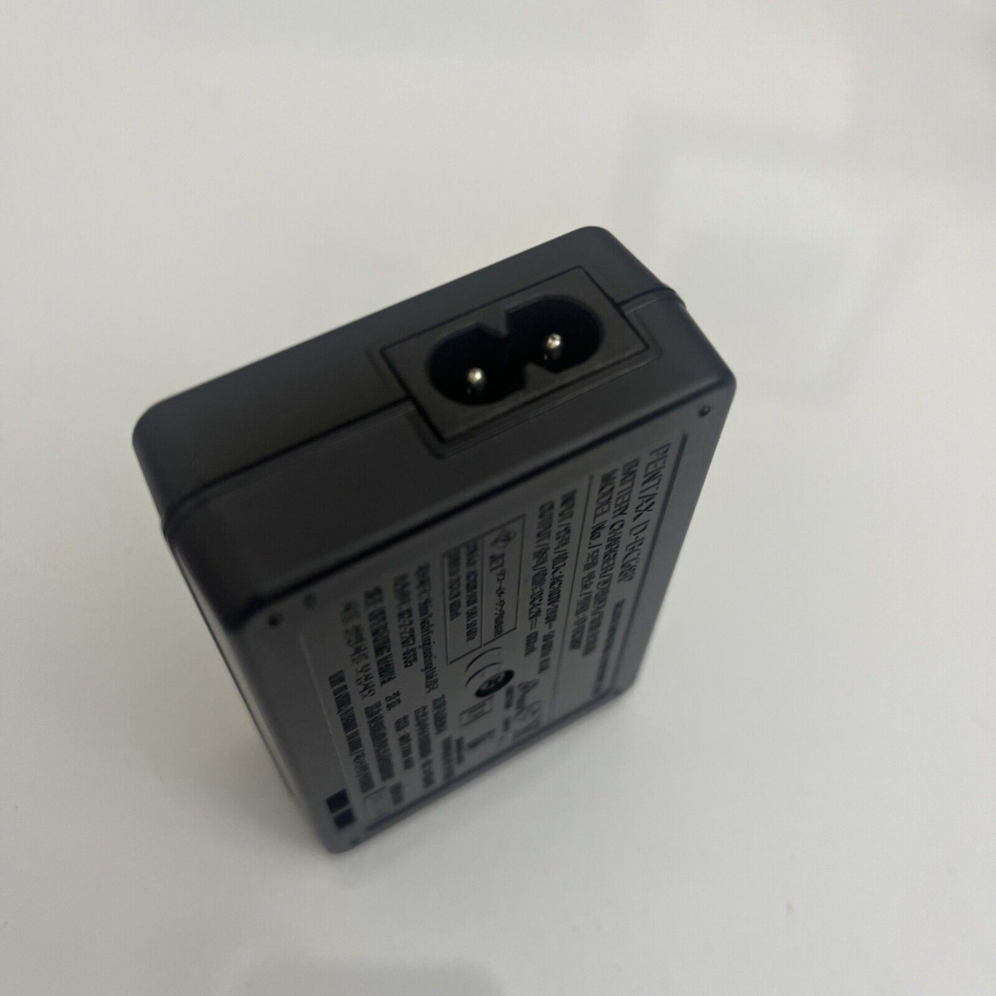 Genuine Pentax D-BC68P Battery Charger for D-LI68 D-LI122 PENTAX Q Q7 Q10 Q-S1 O