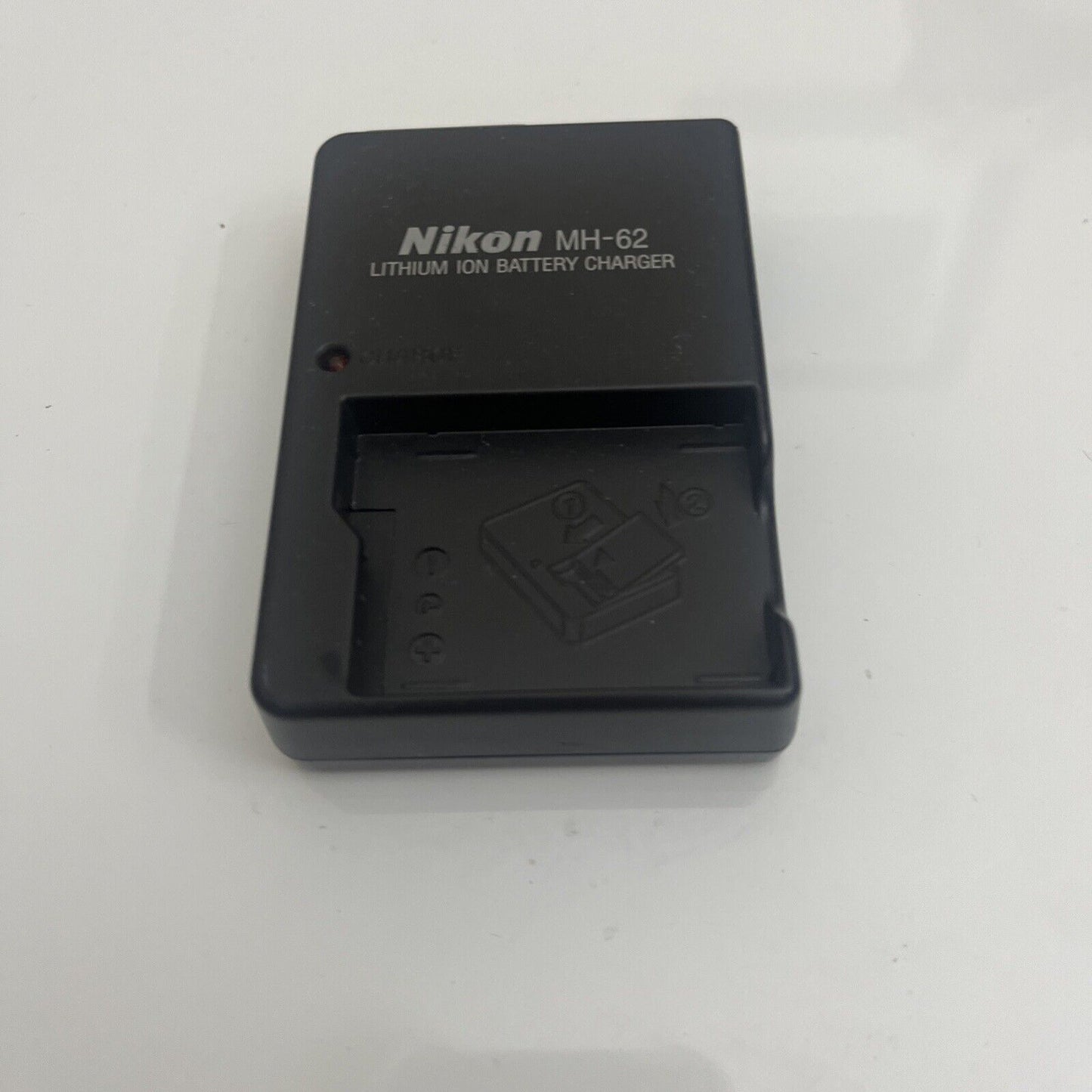 Nikon MH-62 Genuine OEM Battery Charger for EN-EL8