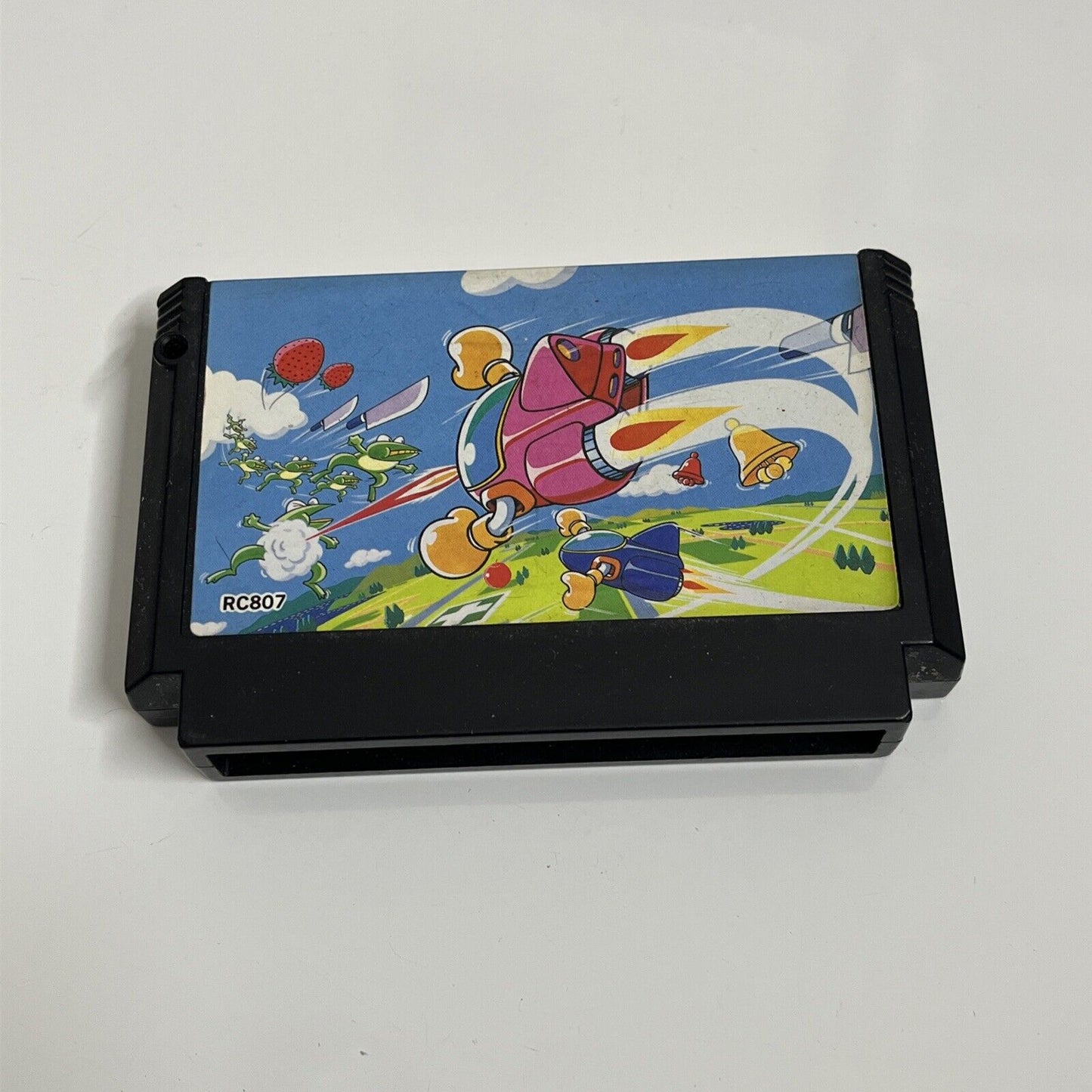 Twin Bee - Nintendo Famicom NES NTSC-J JAPAN 1986 Game