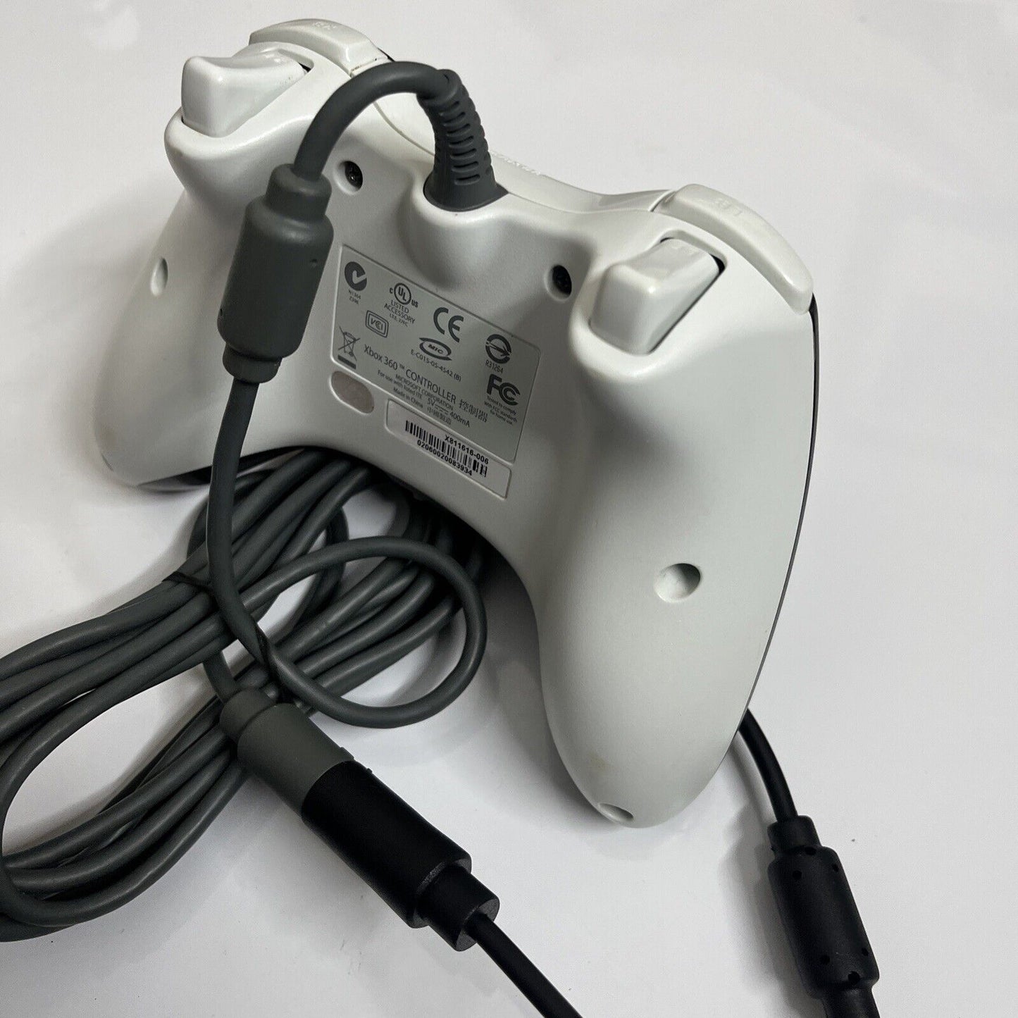 Official Microsoft Xbox 360 Controller Wired USB Black & White X811616-006