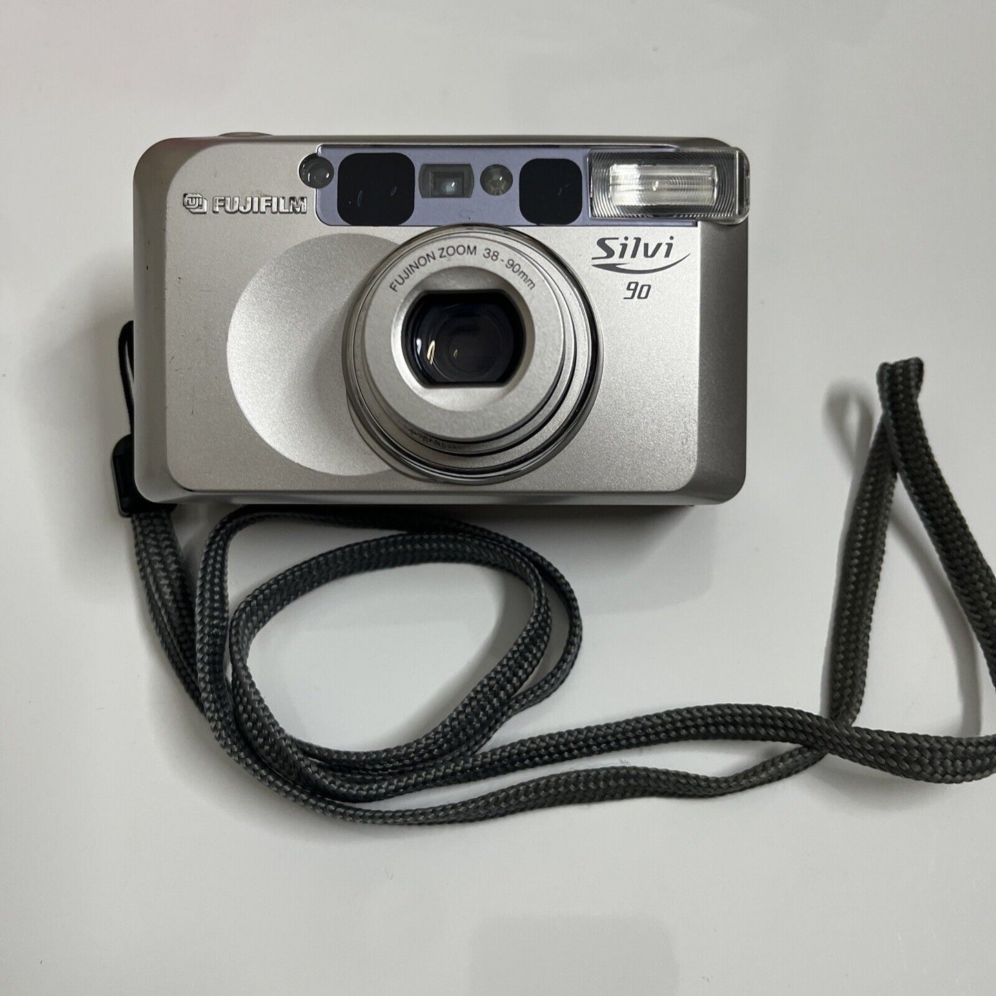 Fujifilm Silvi 90 35mm Film Camera 38-90mm Zoom Lens Flash