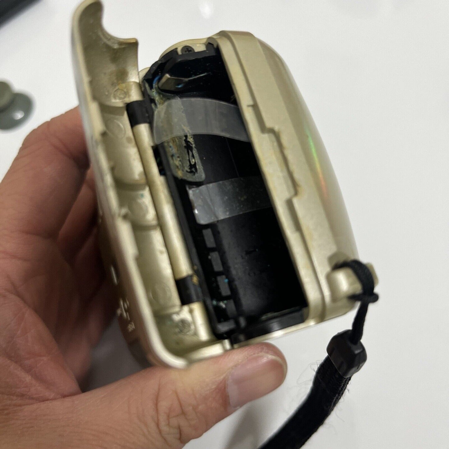 Kyocera Campus AF Big Finder 35mm Film Camera *For Parts Or Repair