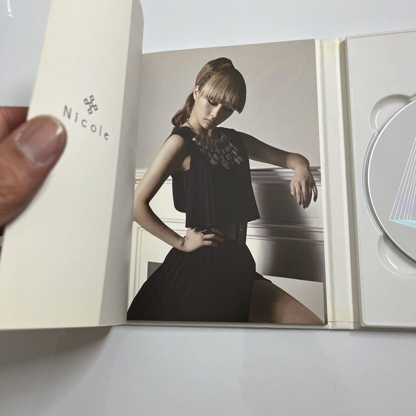 Kara - Pandora 5th Mini Album (CD + Book, 2012) K-Pop CMDC9965