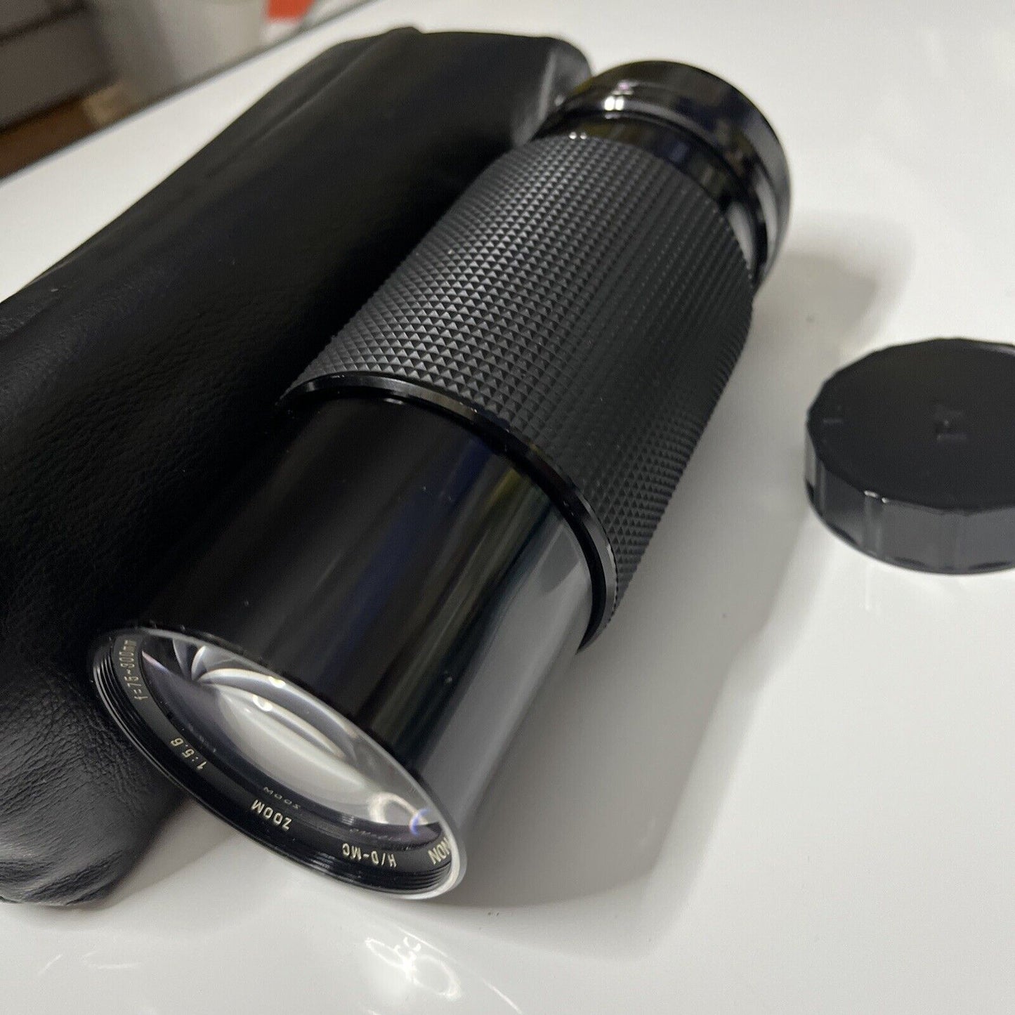 Tefnon Zoom Macro Lens H/d-MV 1:5.8 f=75-300mm Macro 58mm Japan *Dust in lens