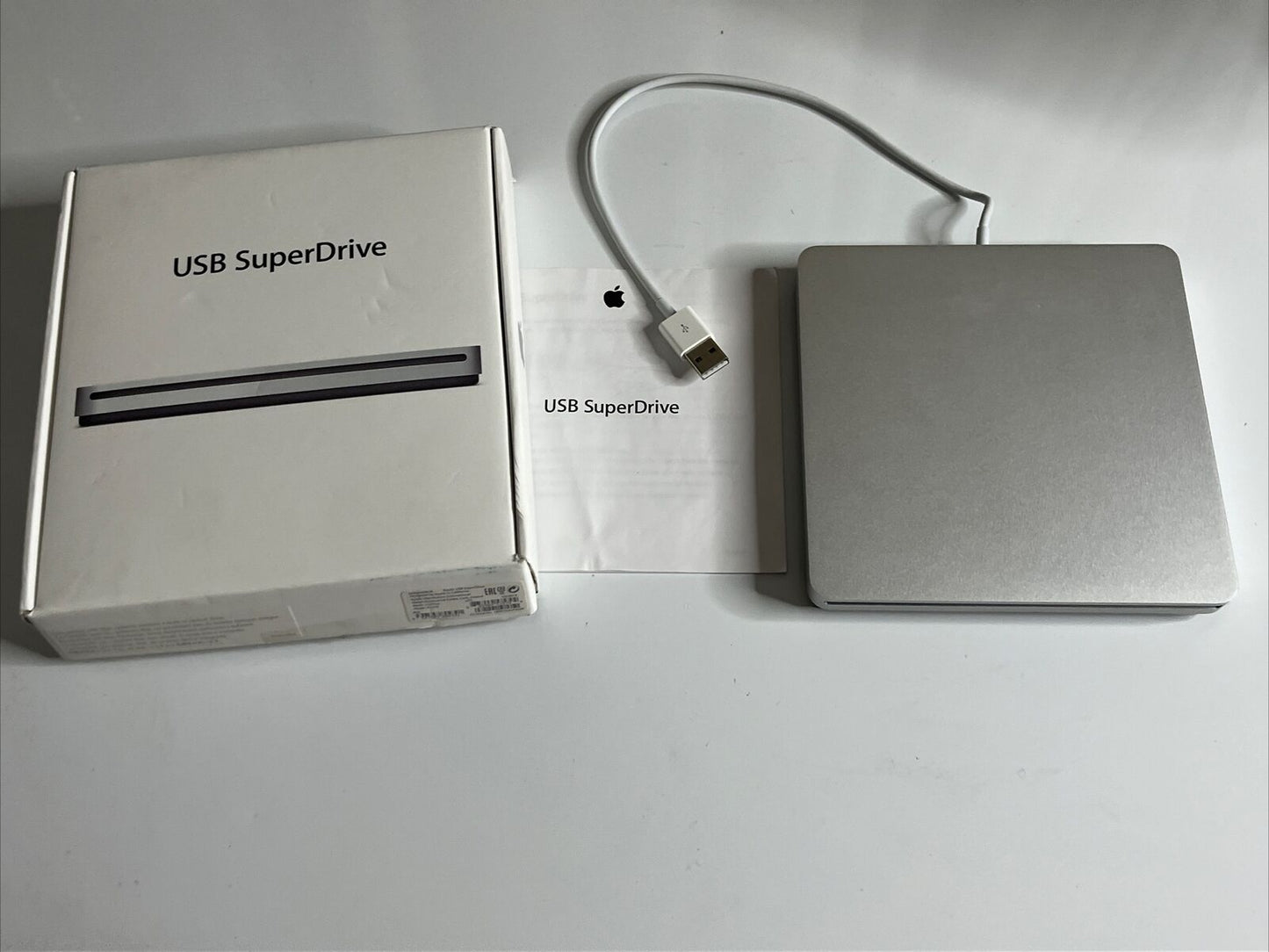 Apple USB SuperDrive CD/DVD External Drive Reader and Burner Silver A1379