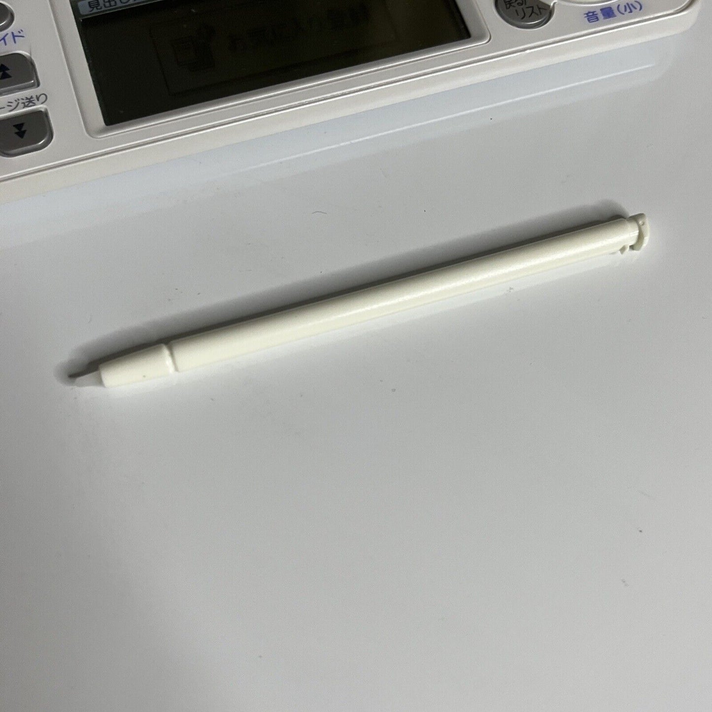 Casio EX-Word Dataplus 4 XD-SF6350 White Japanese English Electronic Dictionary