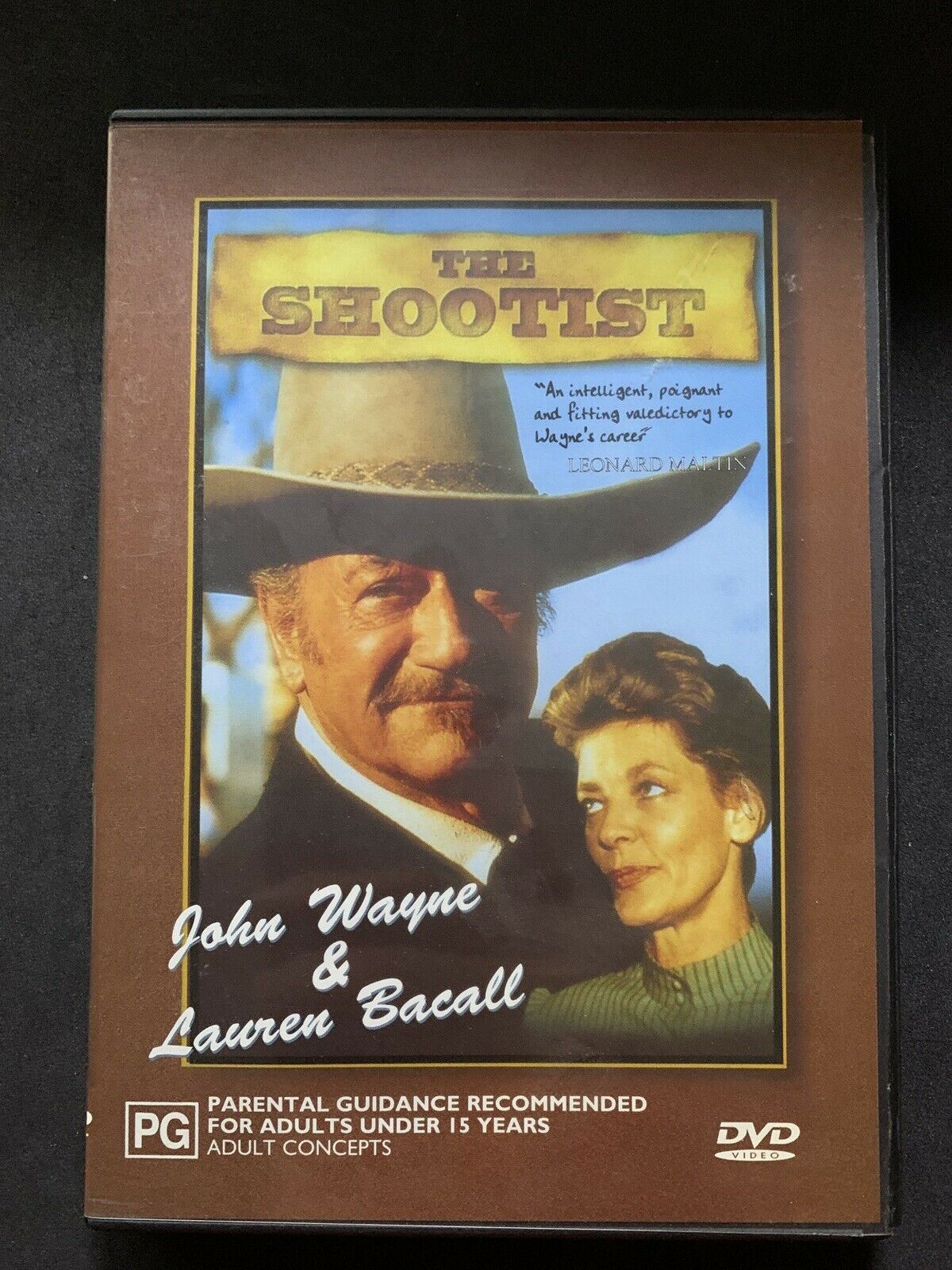 11 CLASSIC John Wayne Movies DVD