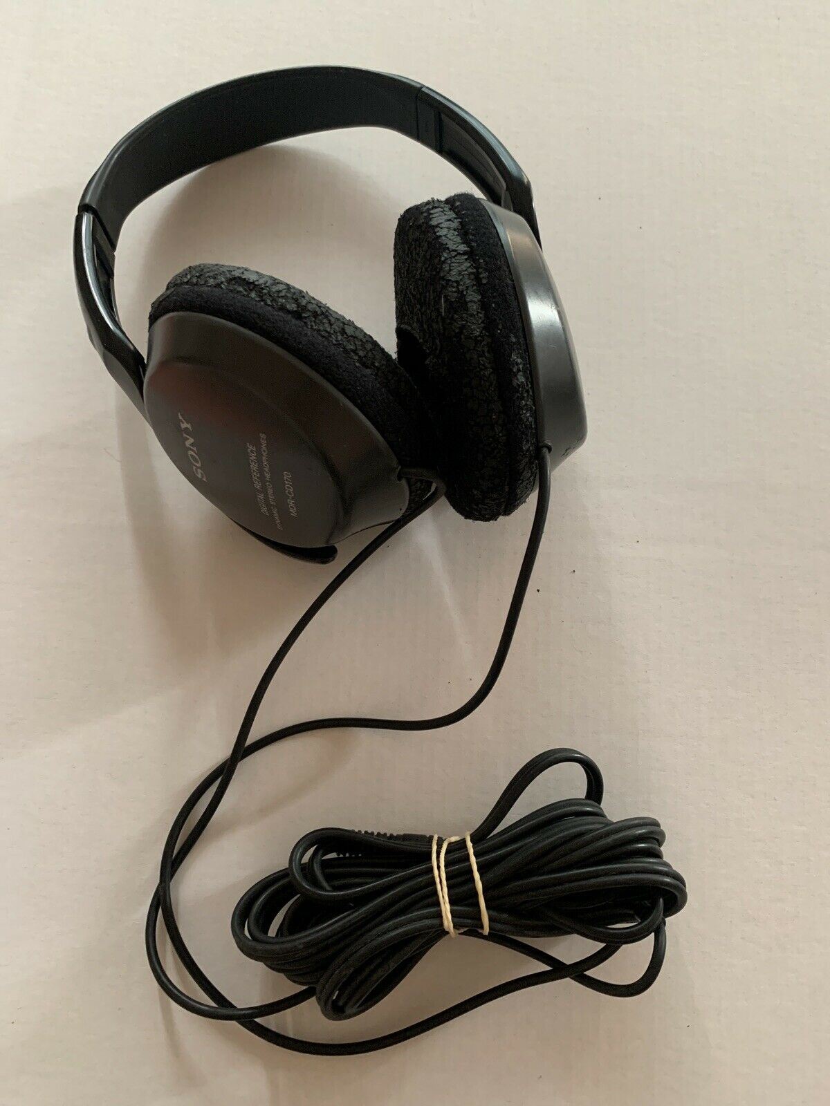 Sony MDR-CD170 Digital Reference Headphones - Working but Damage On Wire
