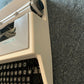 Vintage Retro UNDERWOOD 310 Manual Portable Typewriter QWERTY keyboard