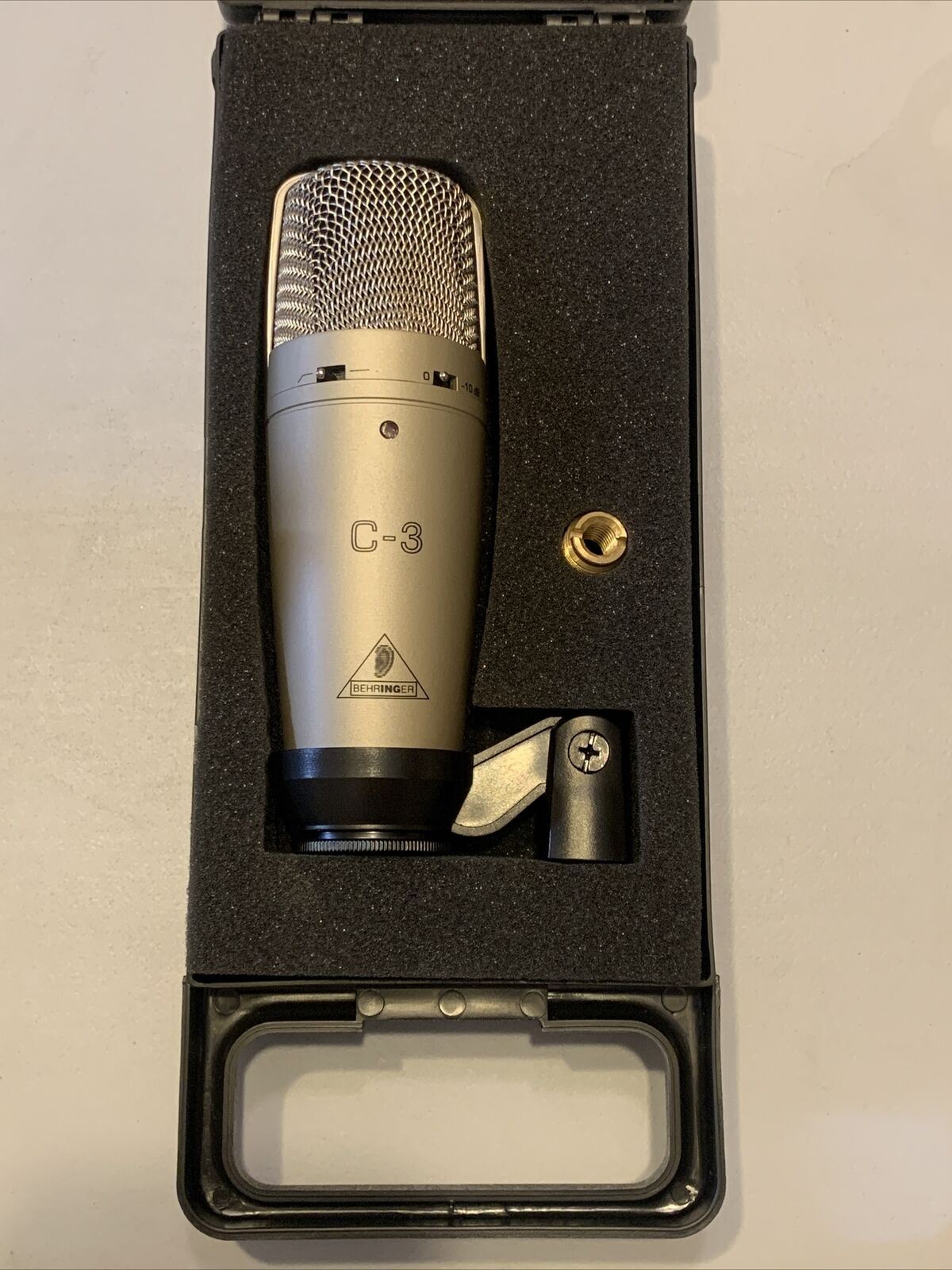 Behringer C-3 Dual-Diaphragm Studio Condenser Microphone with Carry Case