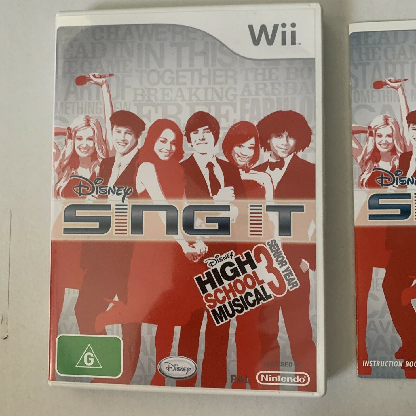 Disney Sing It - High School Musical 3 Game + USB Microphone For Nintendo Wii