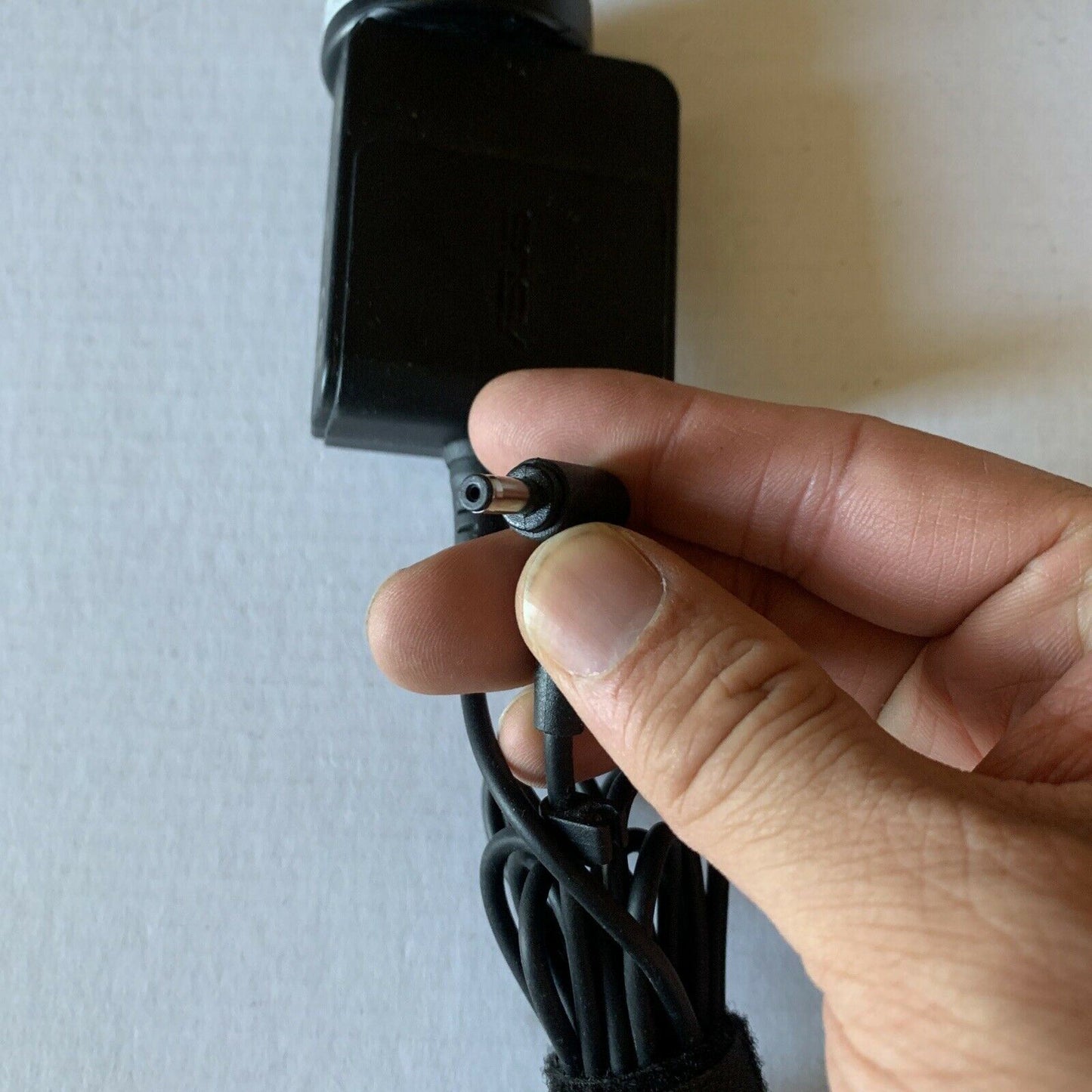 Genuine Asus AD891M21 AC Adapter 19V 1.75A For Laptop