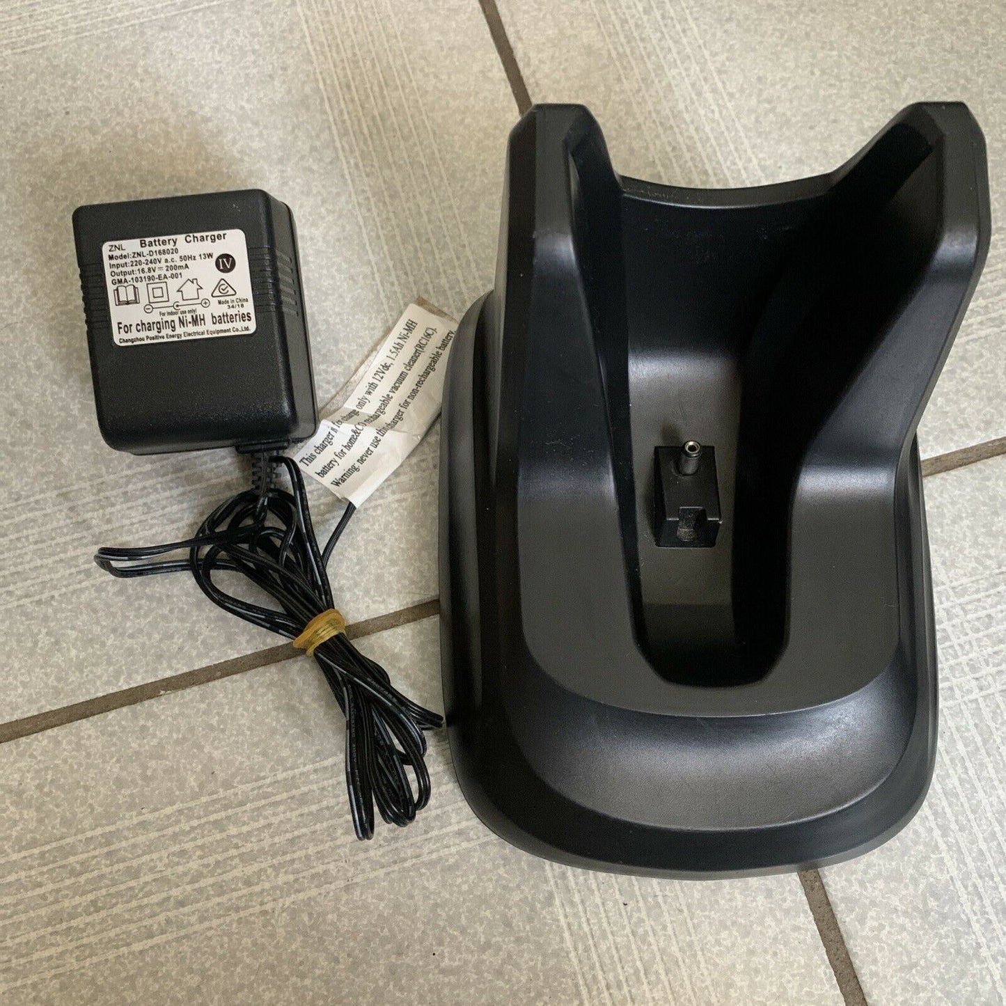 Home & Co Rechargable Vacuum Cleaner RC16C Charger ZNL-D168020