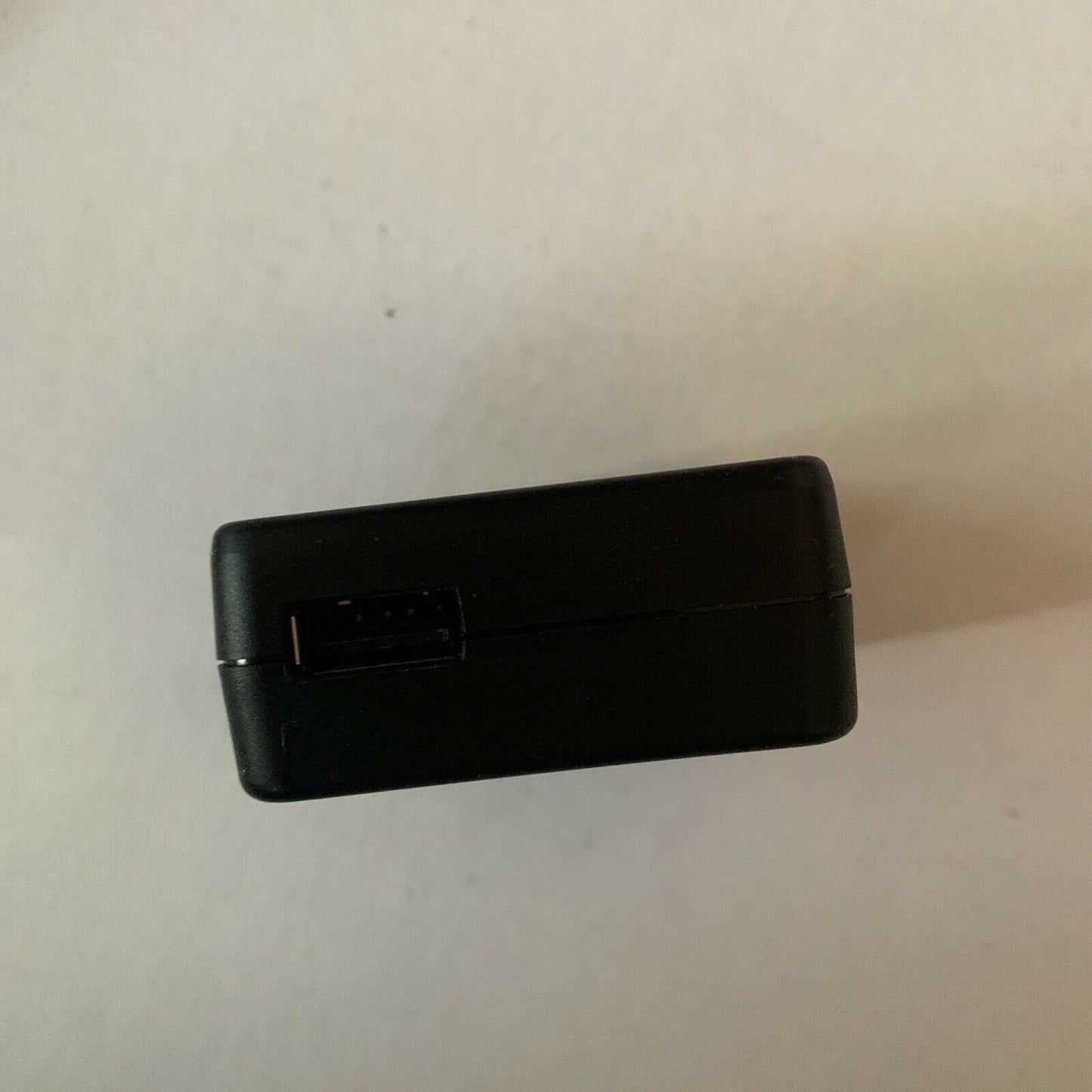 Genuine Sony AC-UB10D AC Adaptor USB Power Supply  NEX-6, NEX-5R, DSC RX100 HX30