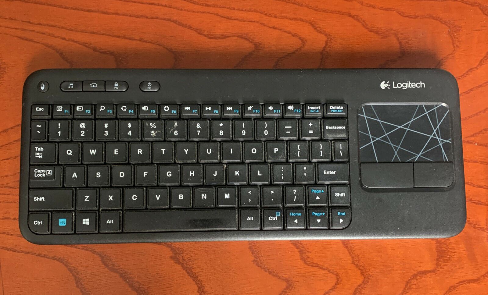 Logitech K400R Wireless Touch Keyboard Retro Unit