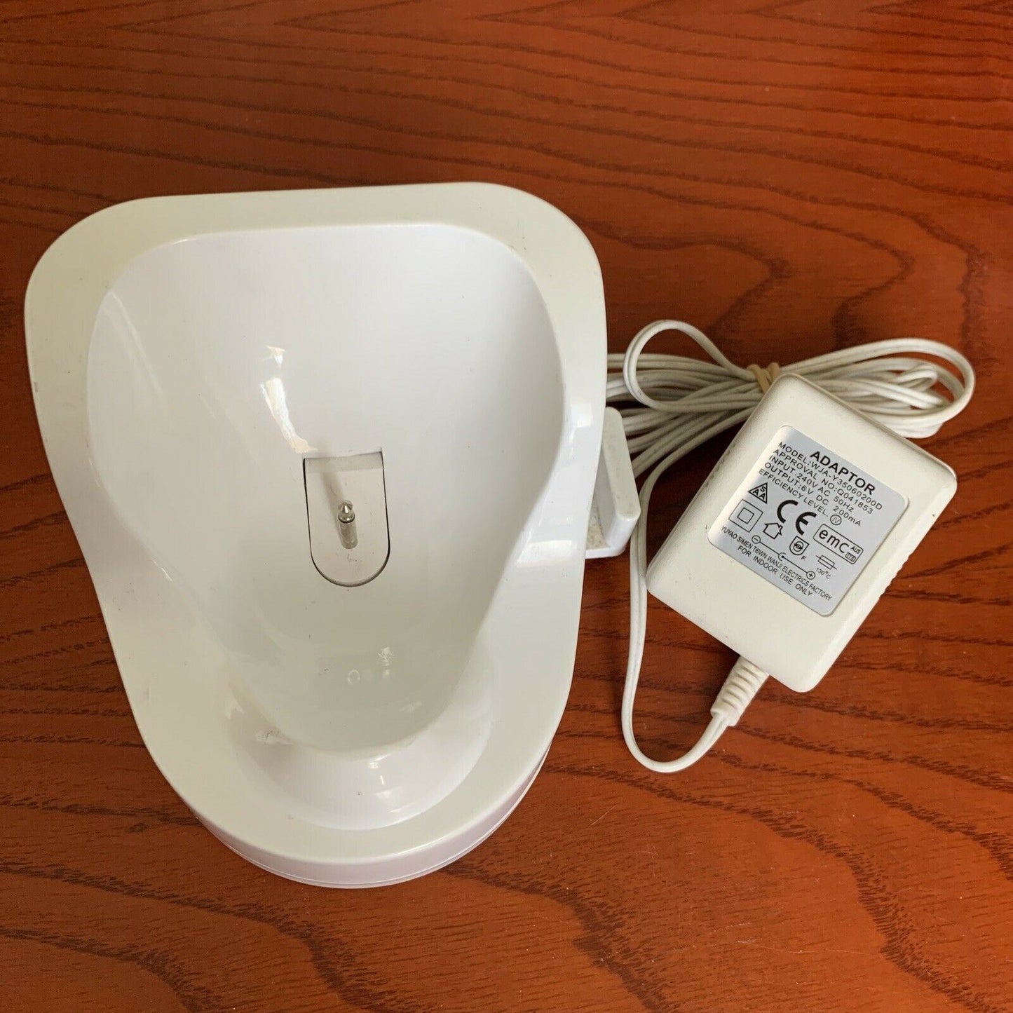 Vacuum Charger & WJA-Y35960200D  AC Adaptor 6v 200mA