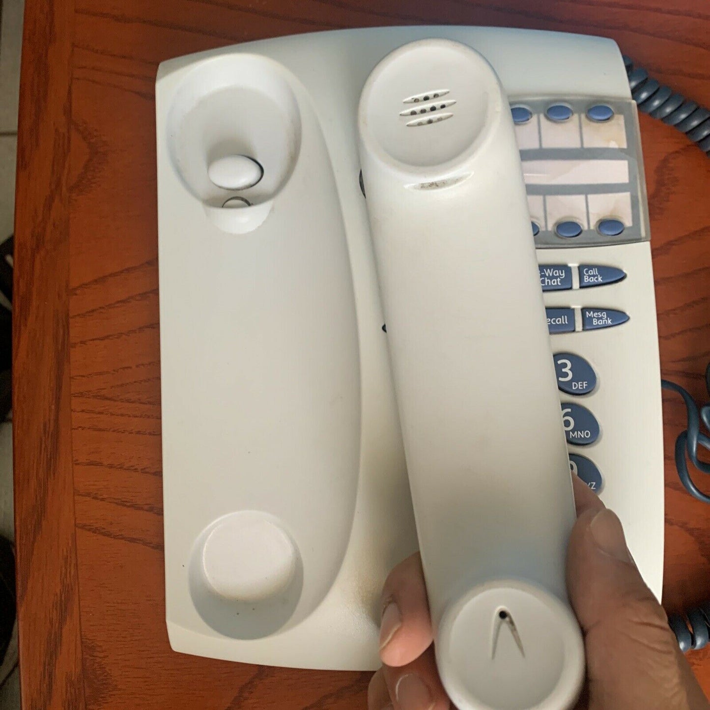 Telstra T1000s Big Button Corded Telephone