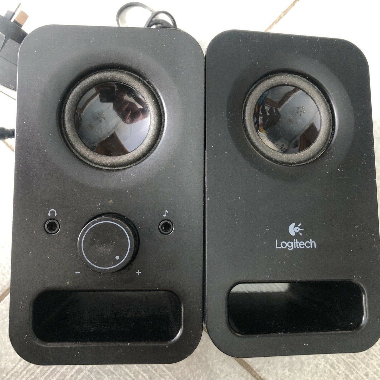 Logitech Z150 Multimedia Speakers - Twin 2.0 dual input multimedia speakers