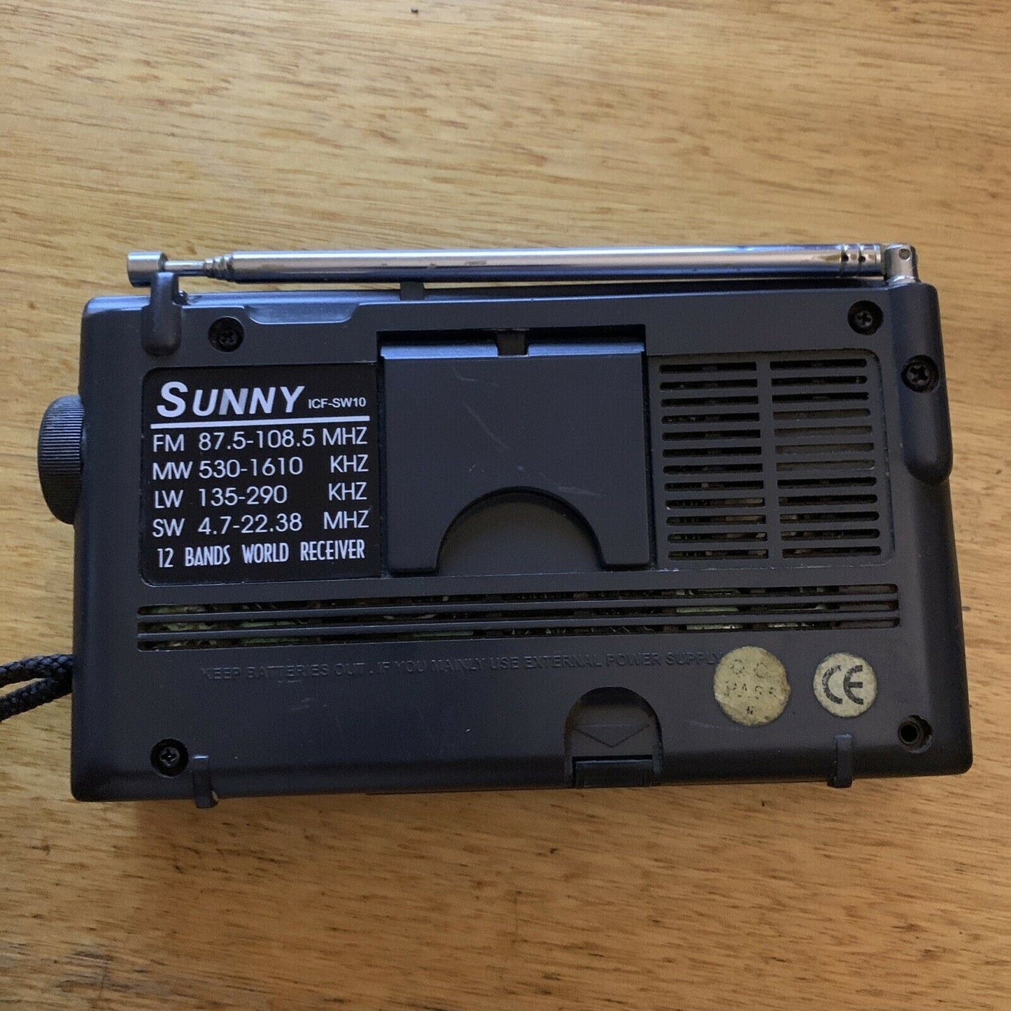 Sunny Stereo ICF-SW10 FM/MW/SW/LW Portable Radio