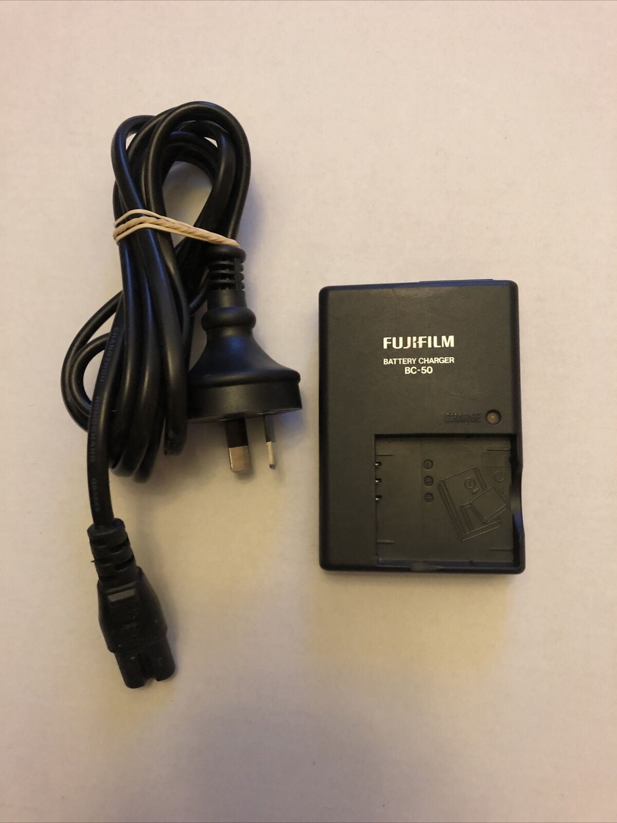 Genuine Fujifilm Rapid Battery Charger BC-50 for Fuji NP50 Li-Ion Batteries